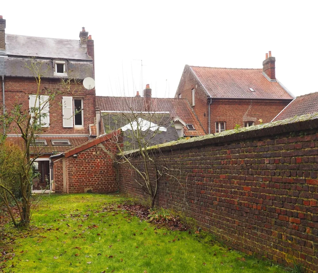 Elegant Bourgeoise Style House