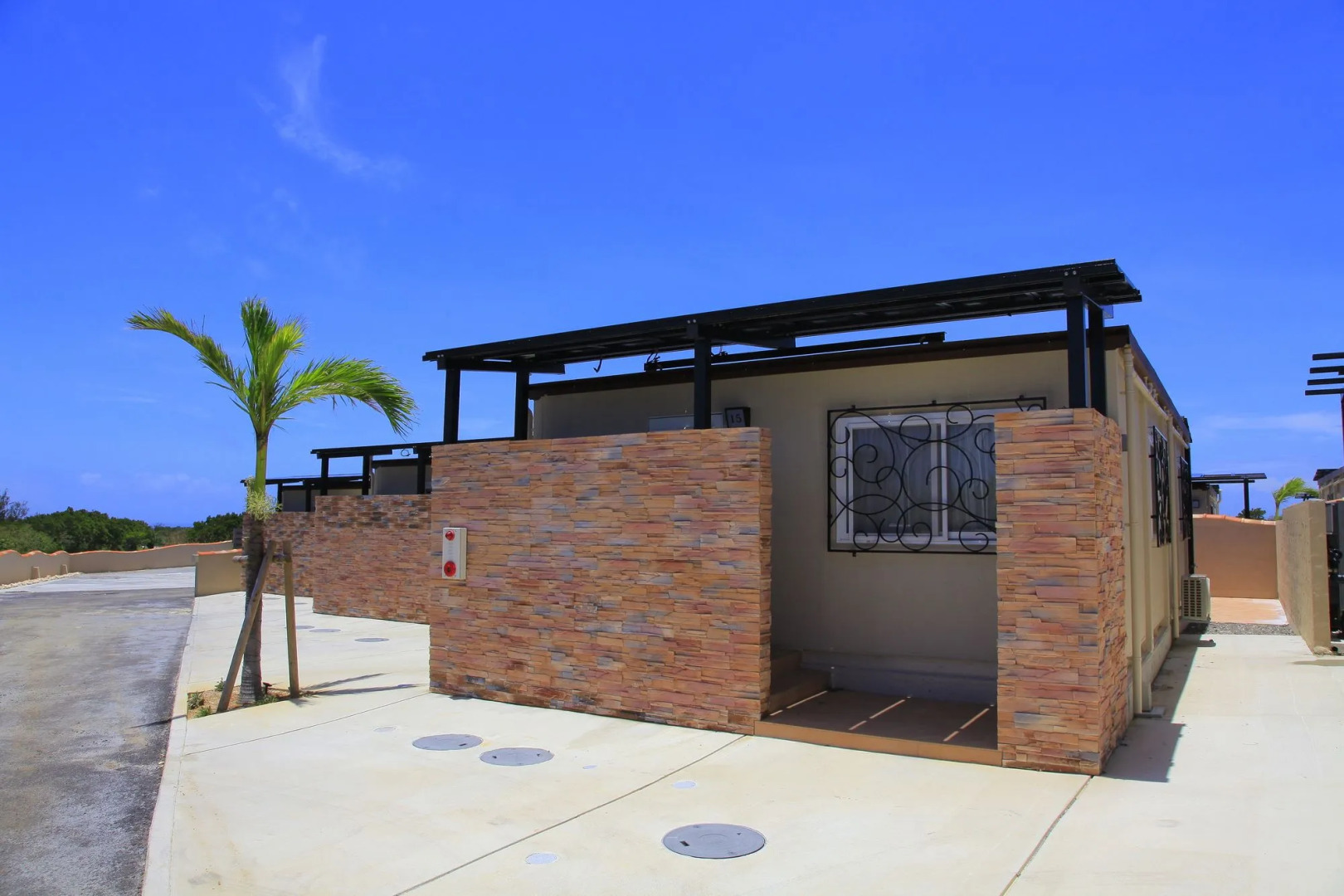 Ocean's Resort Villa Vorla