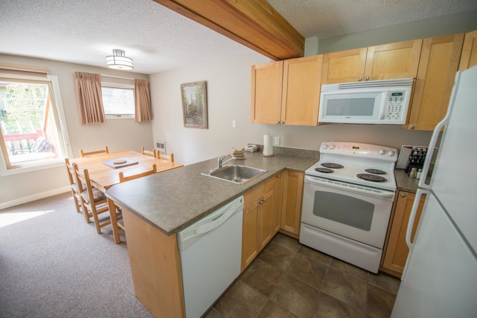 Panorama Vacation Retreat at Horsethief Lodge