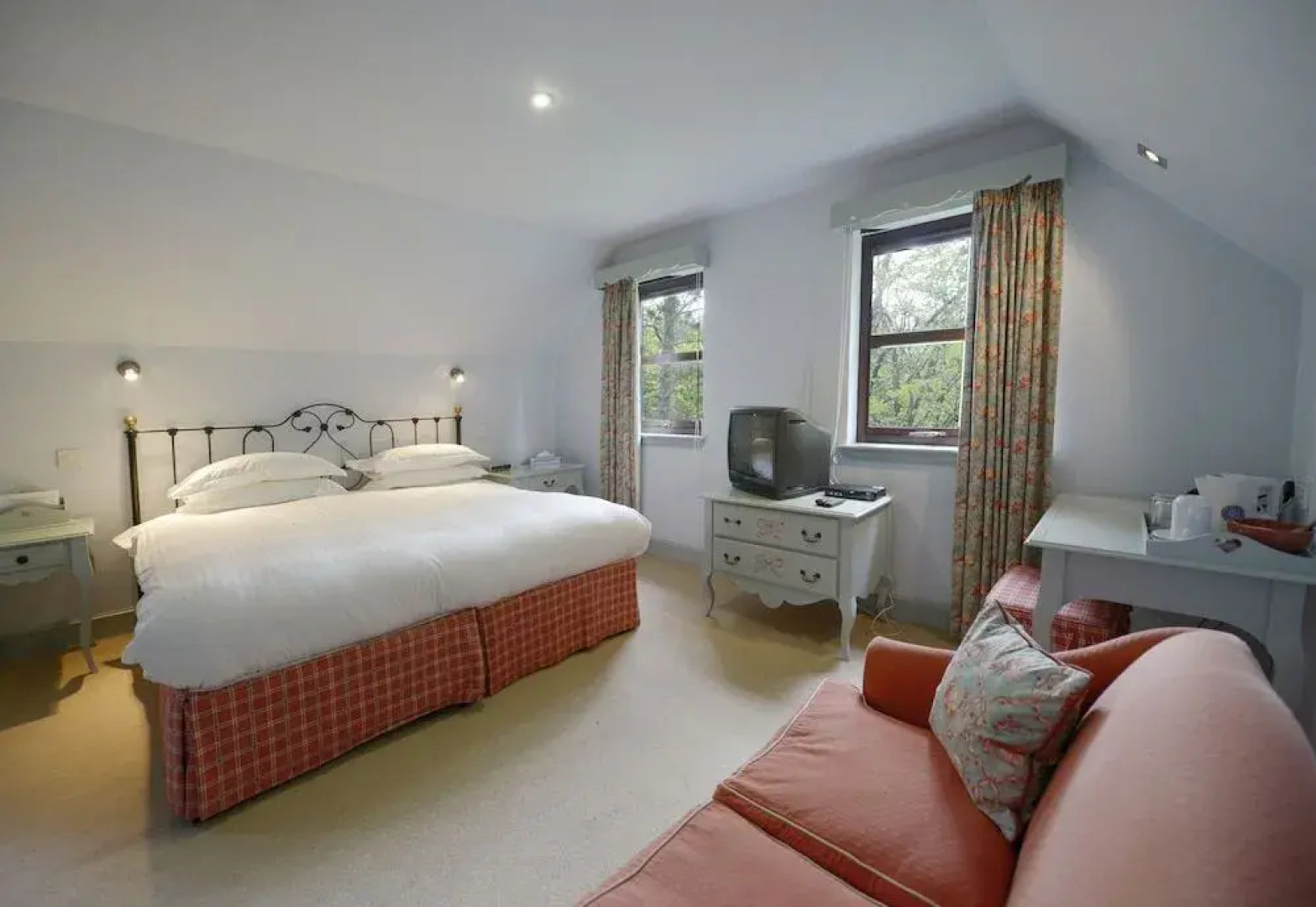 Factors Inn  Cottage