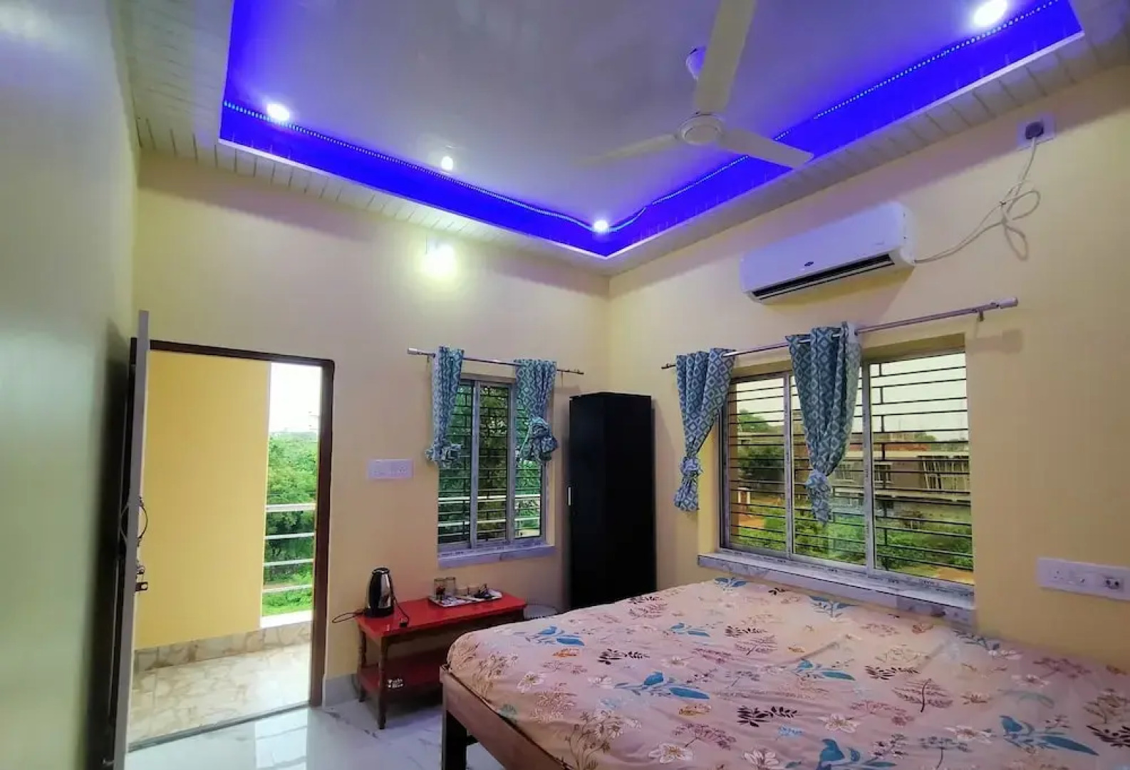 Megh Balika Santiniketan Family Homestay