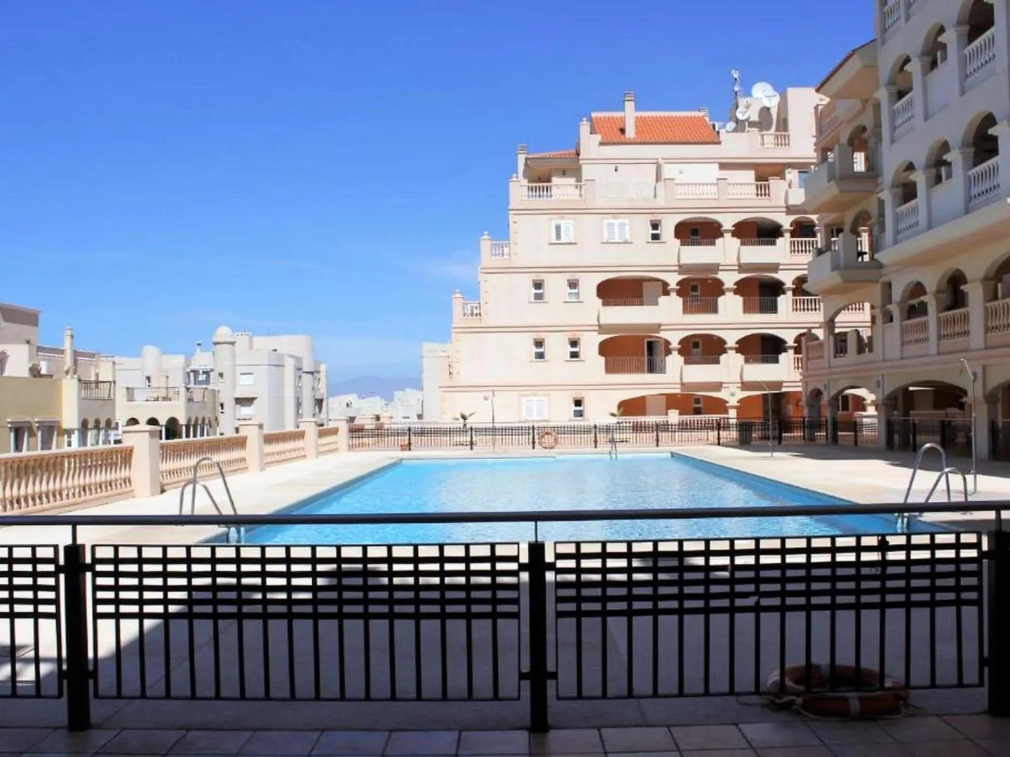 Pleasant apartment in Almerimar with shared pool