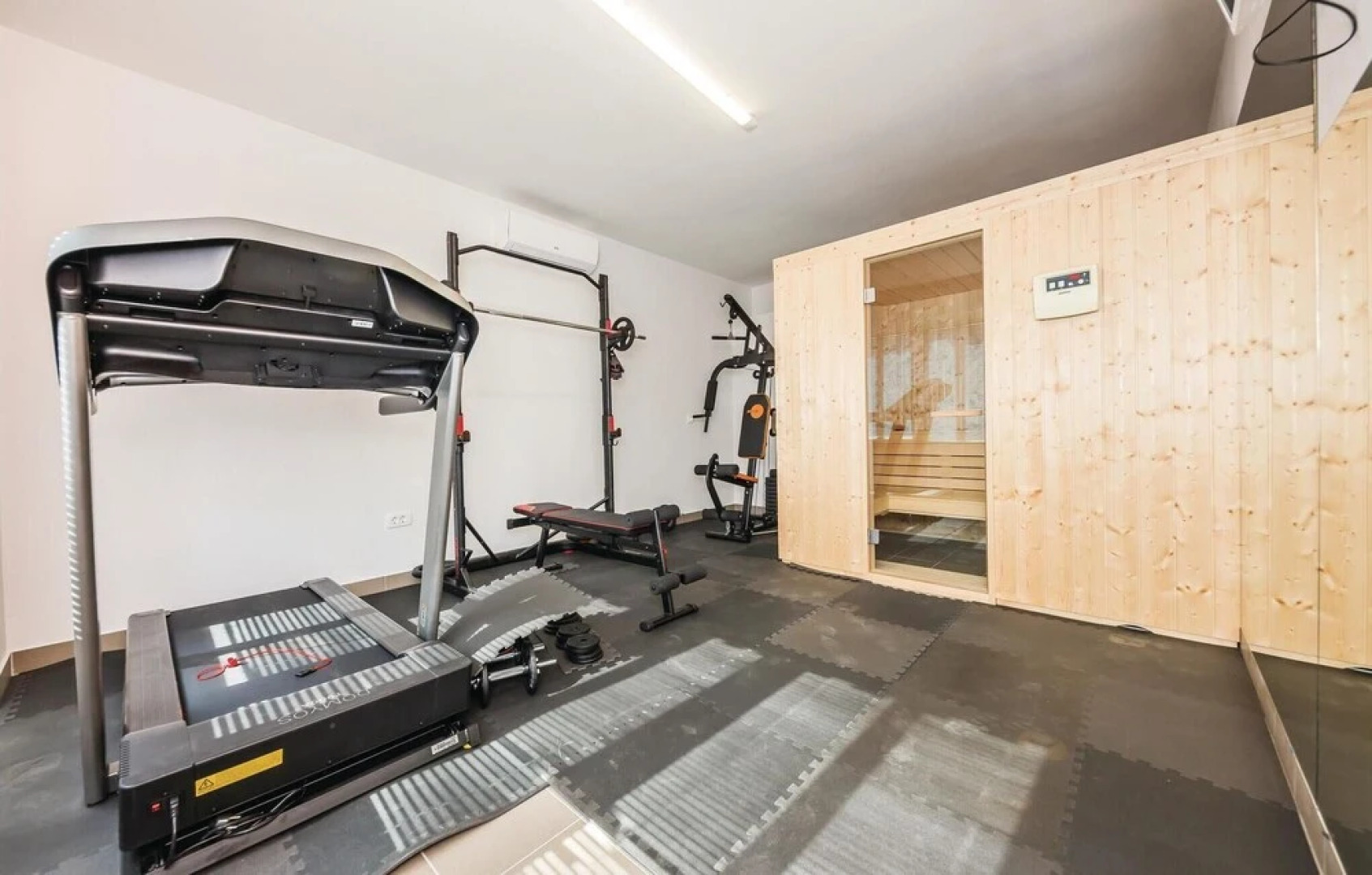 Amazing Home in Kastel Novi With Sauna, Wifi and 9 Bedrooms