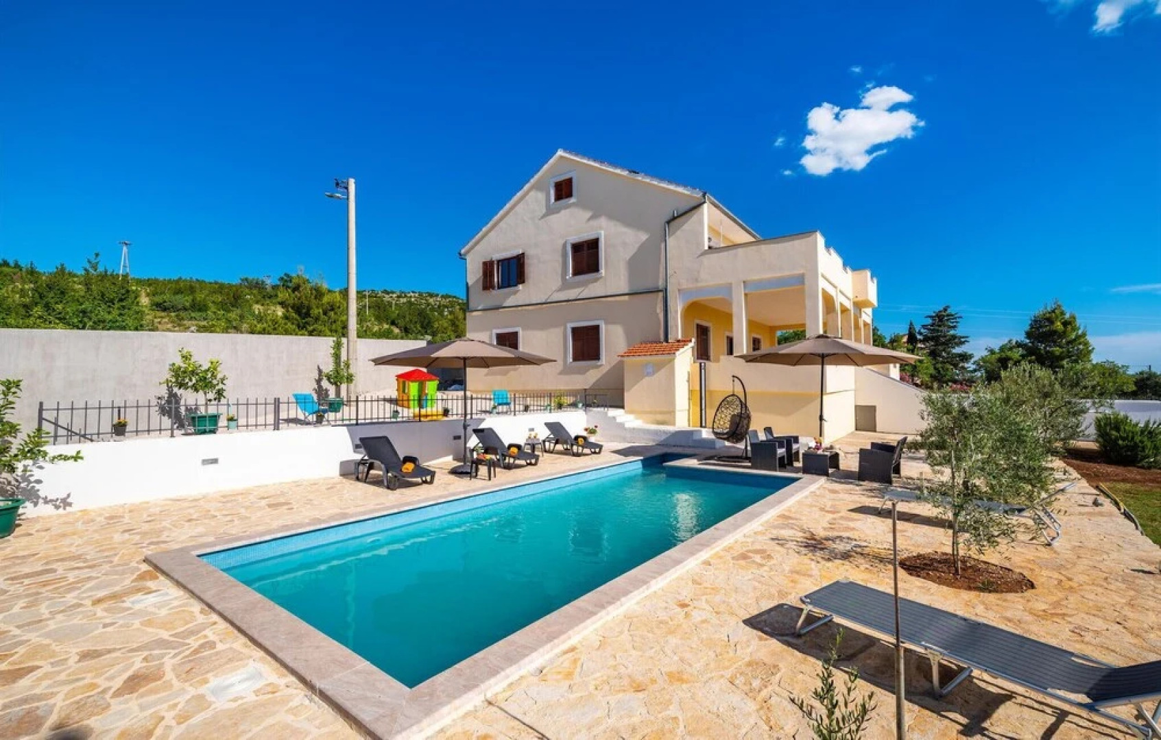 Beautiful Home in Krusevo With 3 Bedrooms, Wifi and Outdoor Swimming Pool