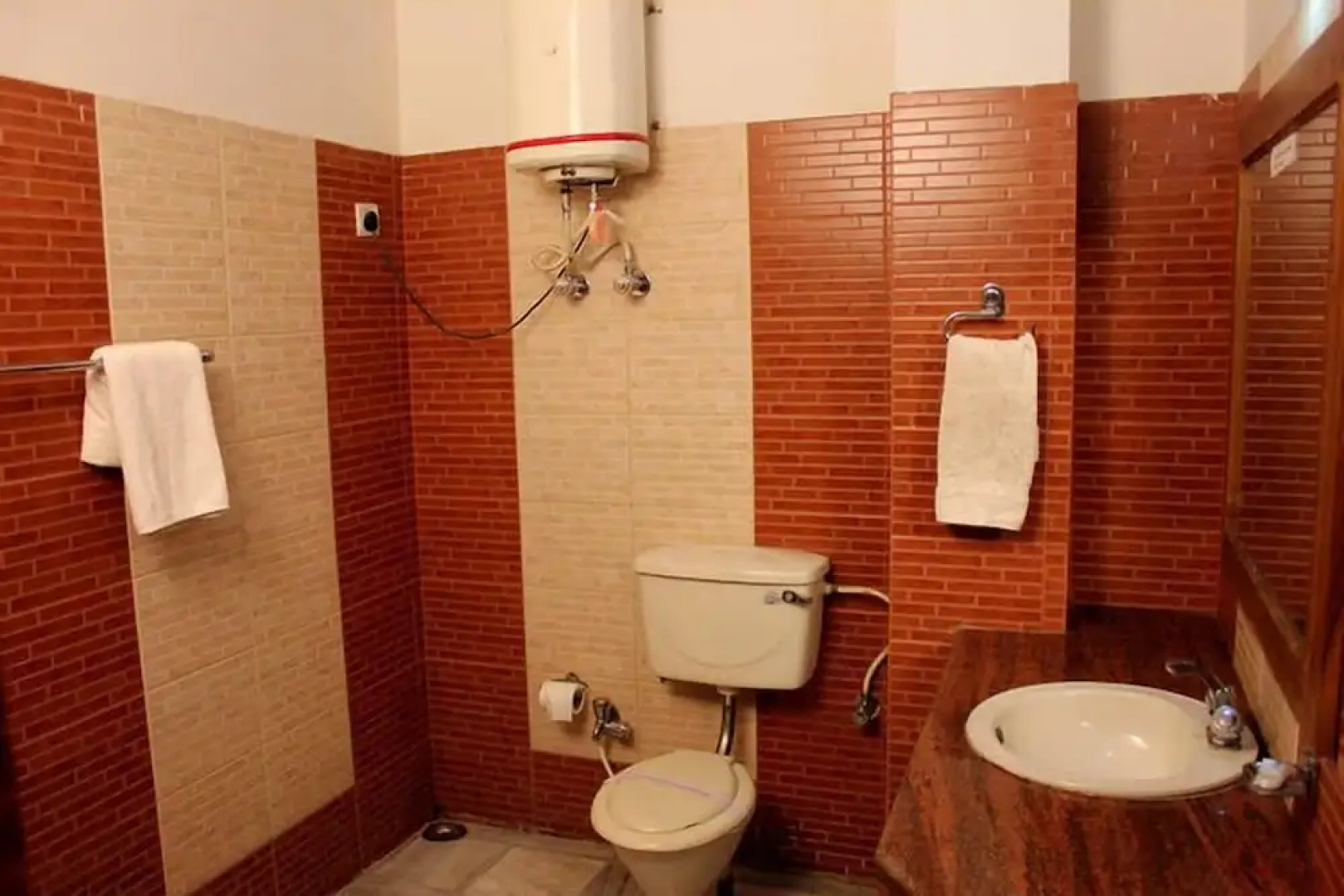 ADB Rooms Falcon Crest