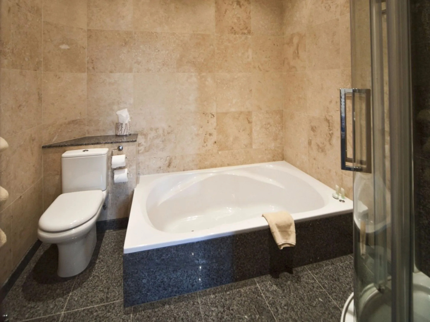 The Saddleworth Hotel