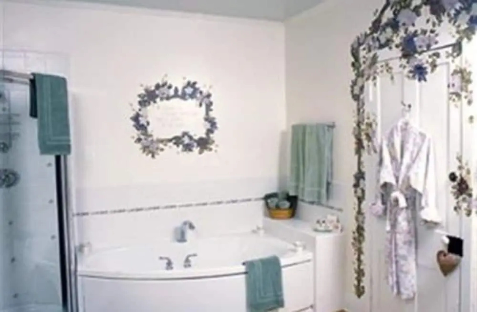 The Artist's Inn and Gallery