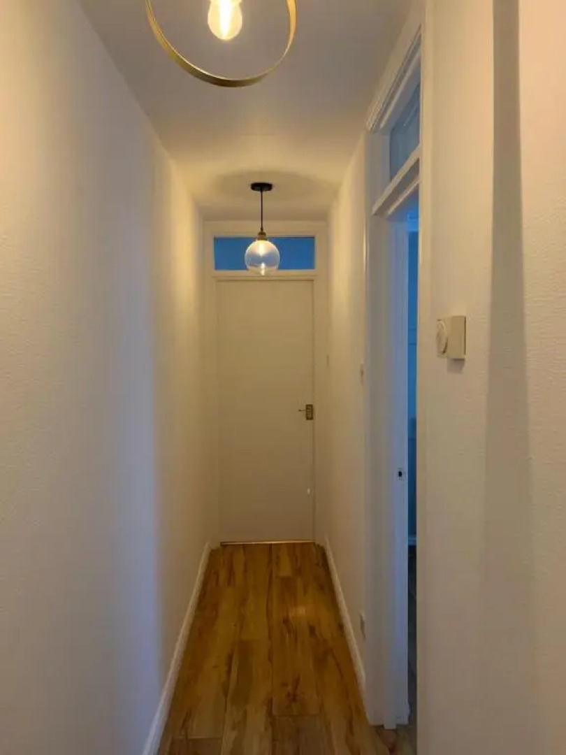 Stunning 3 bed seafront mansion building sleeps 6 adults or 8 with kids