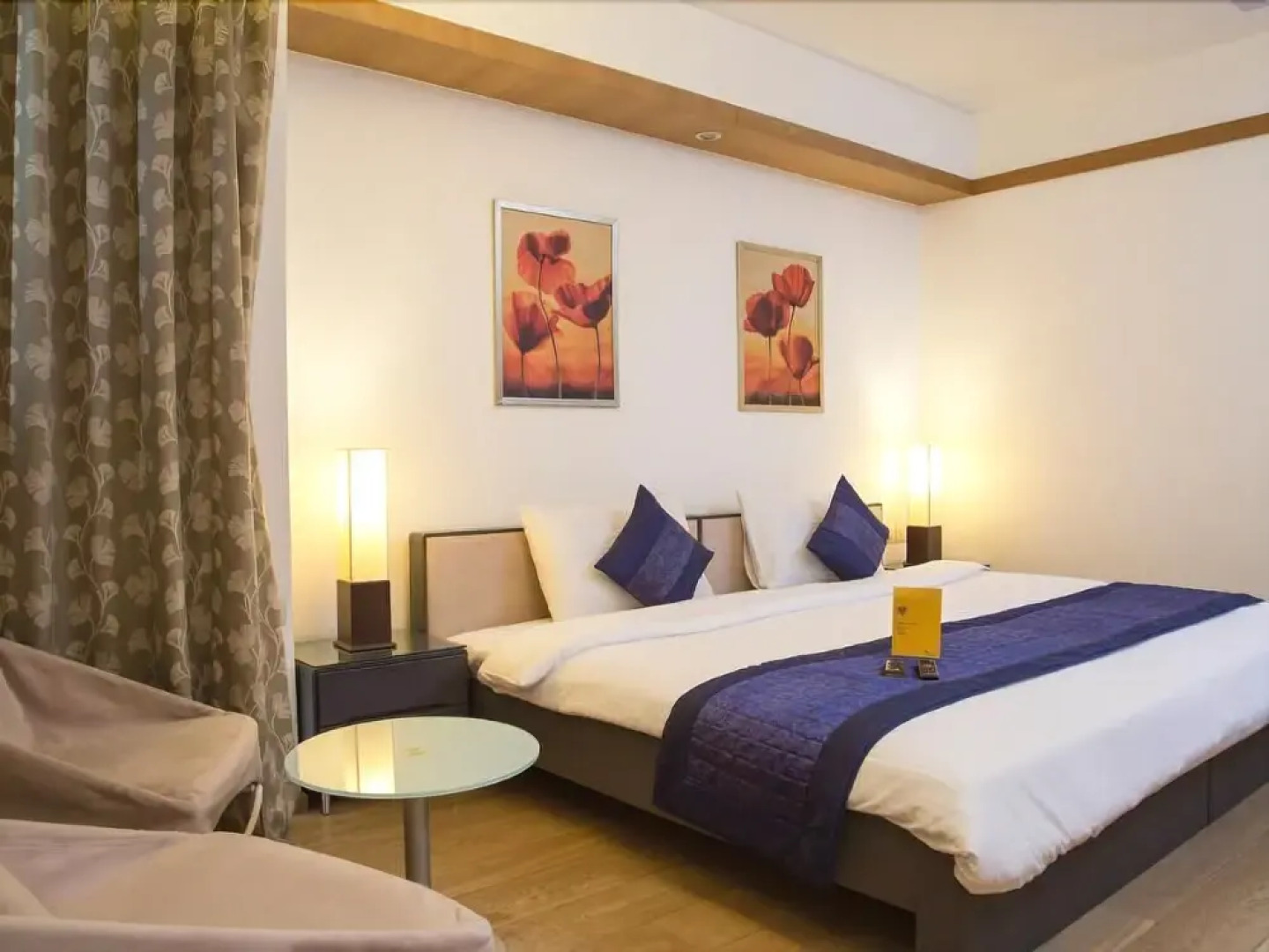 First Star HUDA Metro by FabHotel