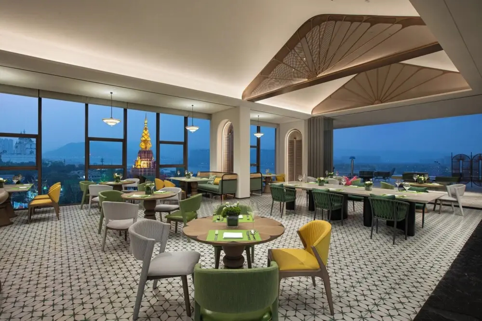 voco Xishuangbanna Gaozhuang by IHG