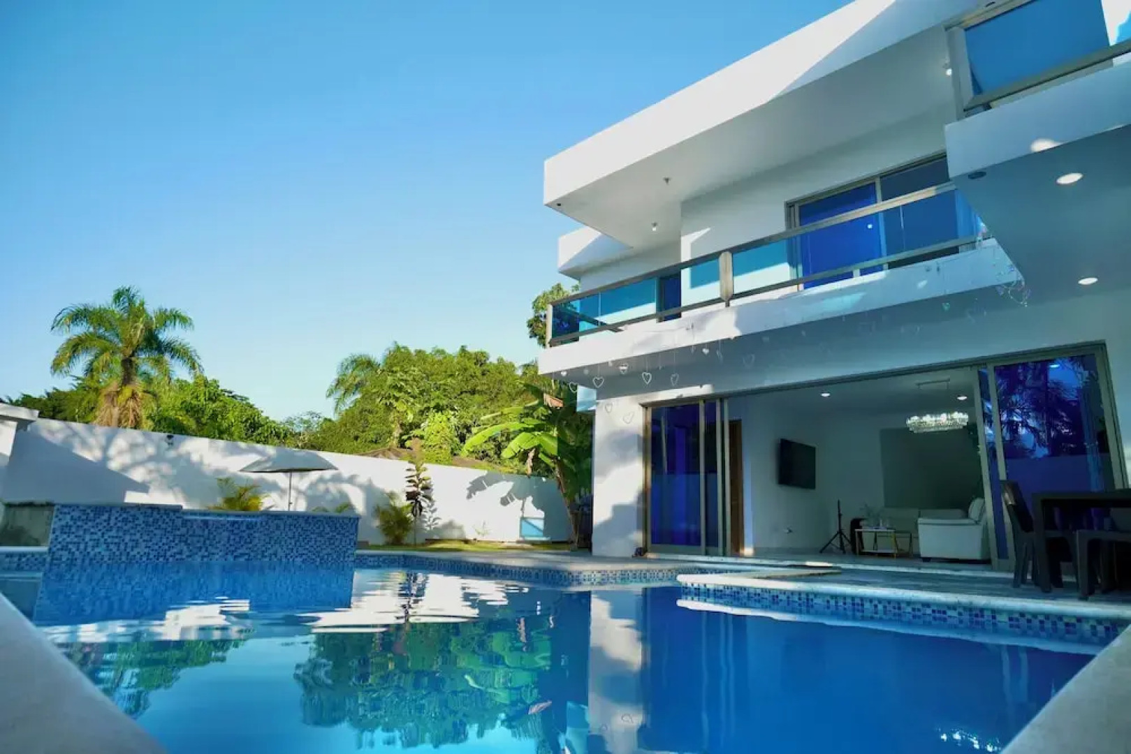 Villa Pravda Guerra 4BR 6BDS 12PAX