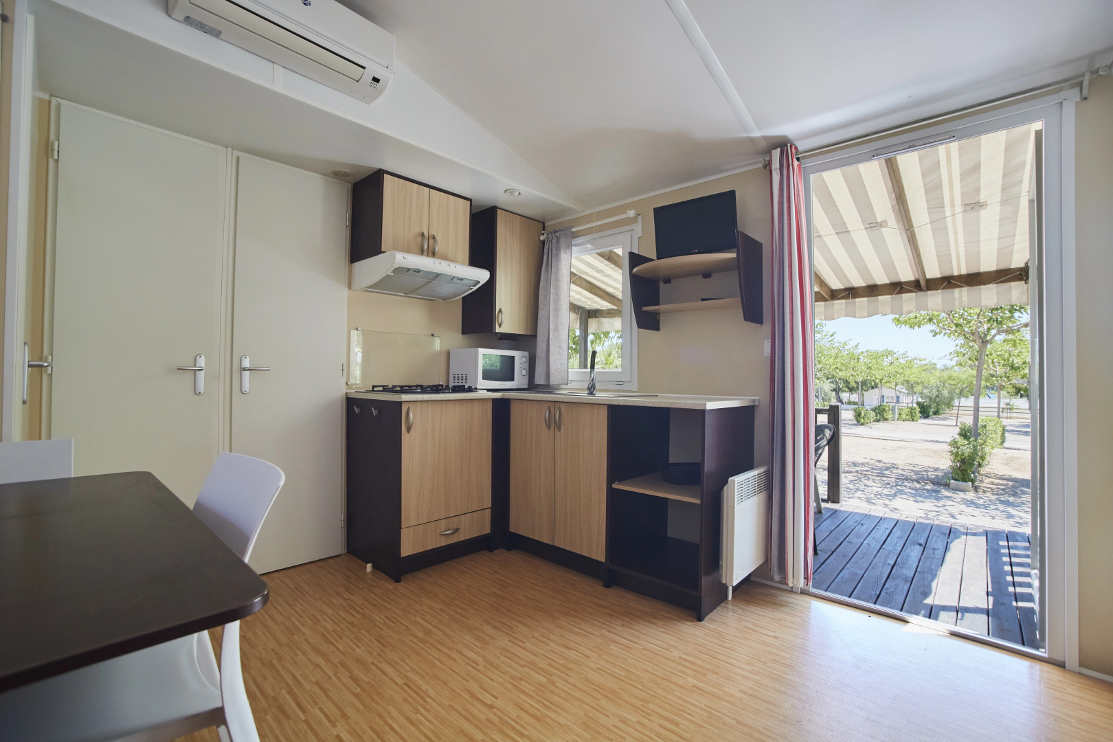 Alannia Costa Dorada