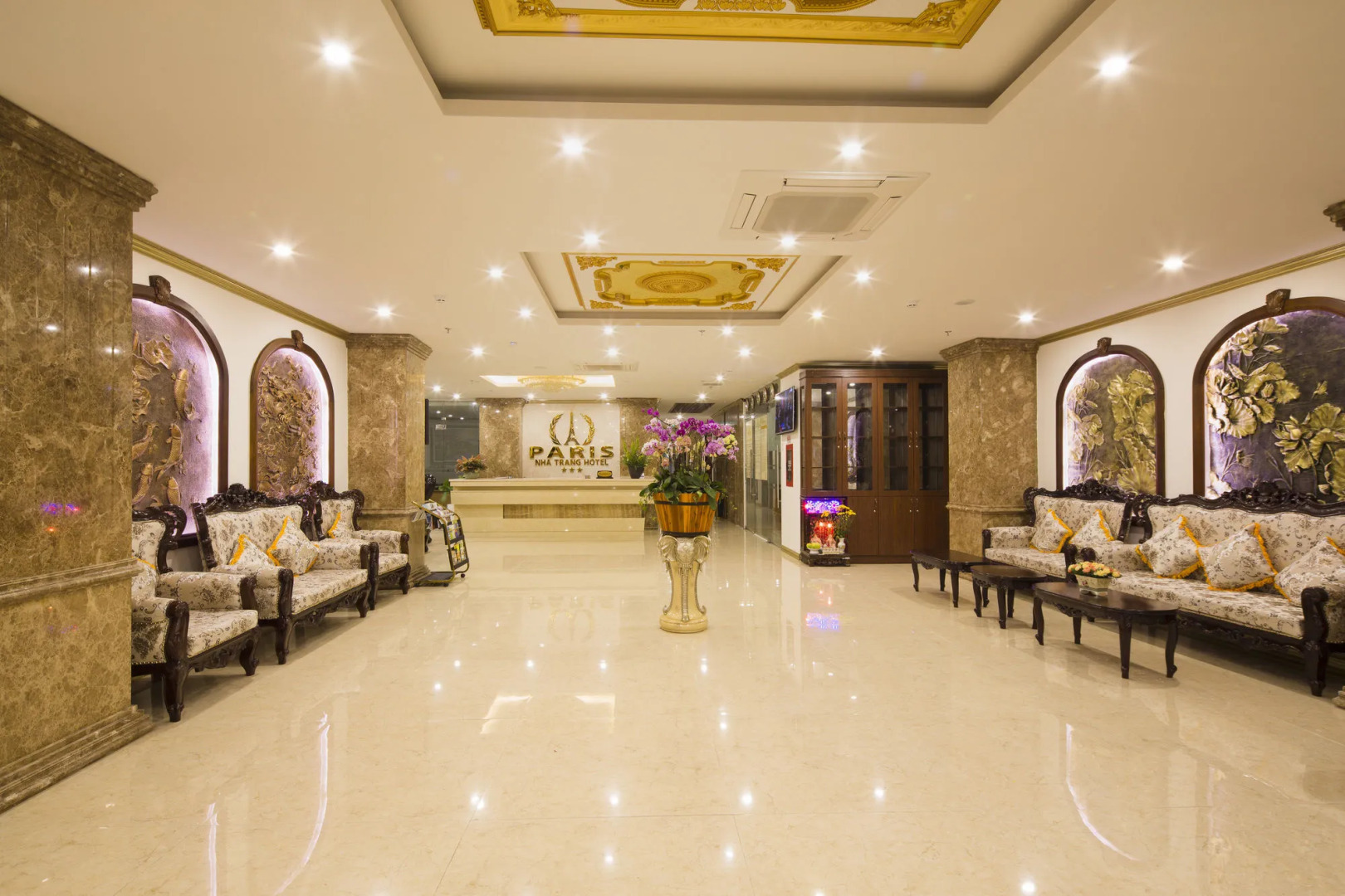 Paris Nha Trang Hotel & Apartment