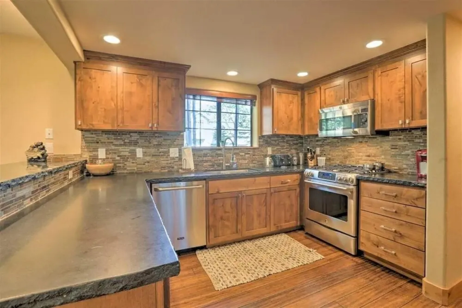 El Dorado Criterion 65 Walnut