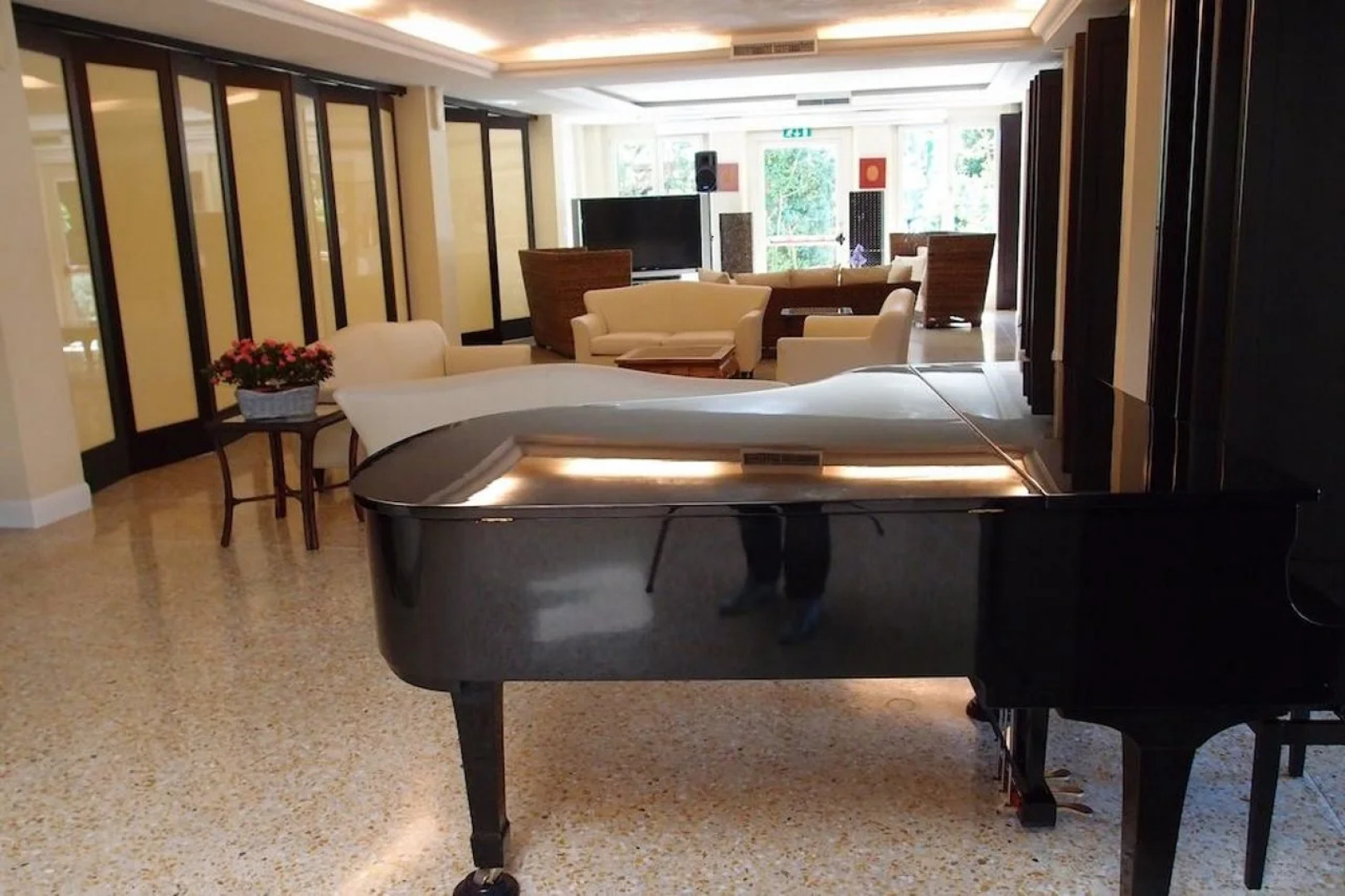 JR Resort Logos Forte dei Marmi