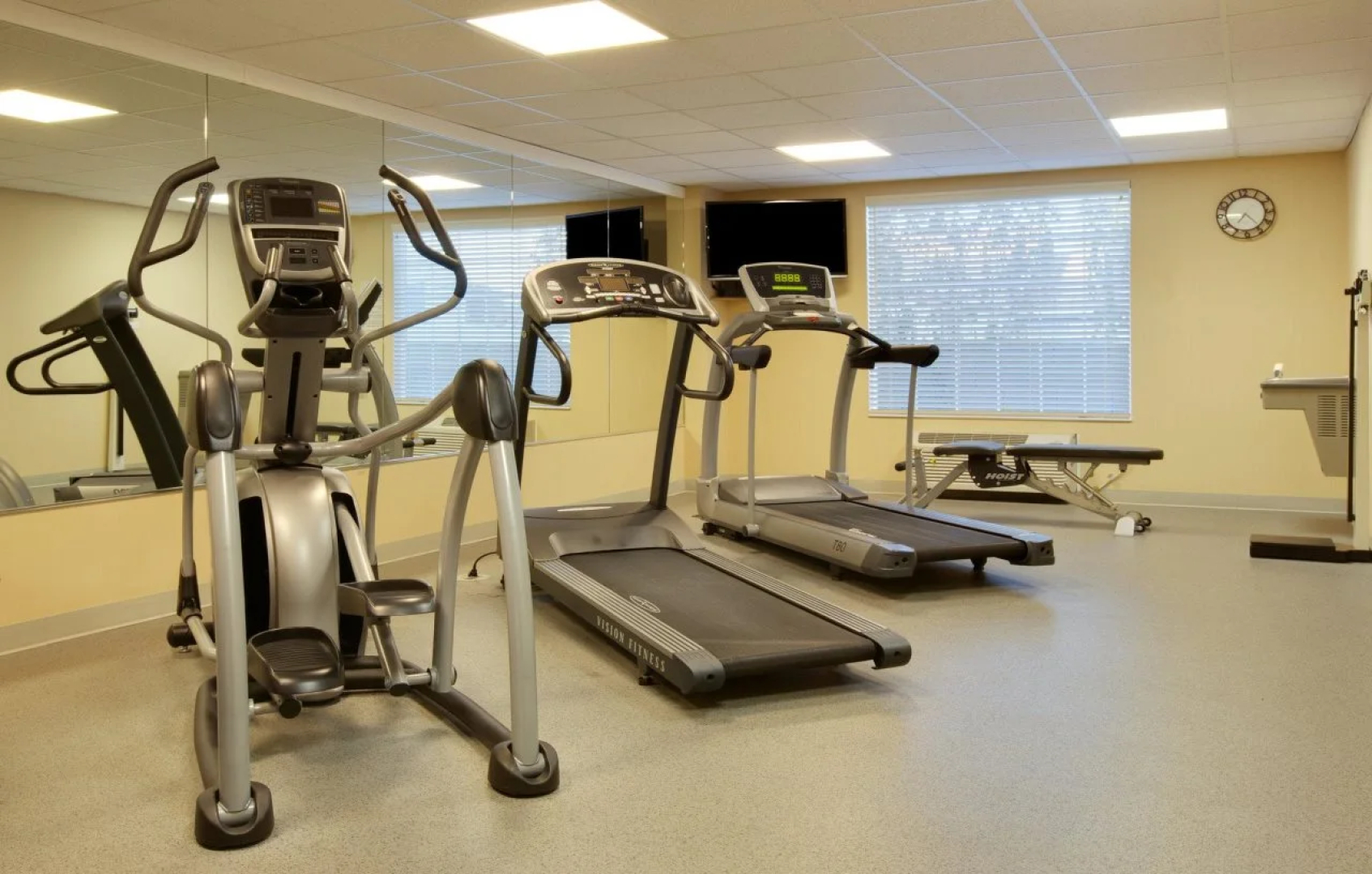 Holiday Inn Express Oakdale by IHG