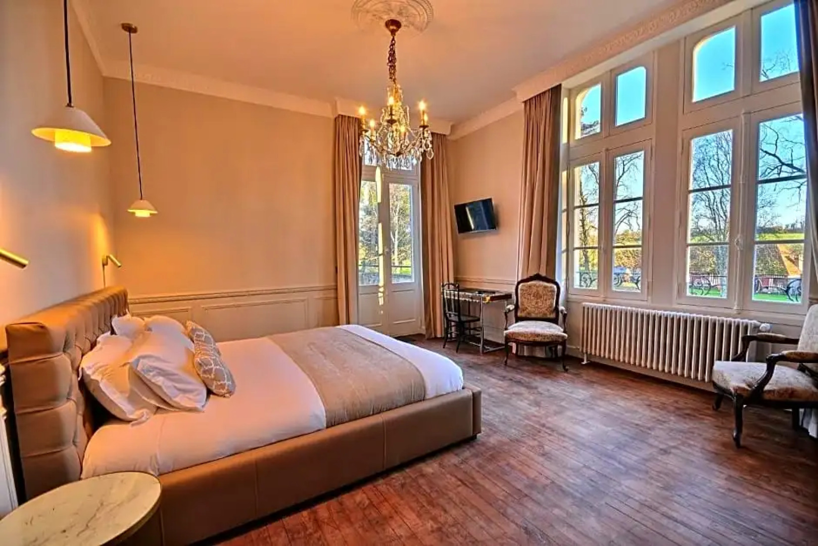 Château De La Bribourdière