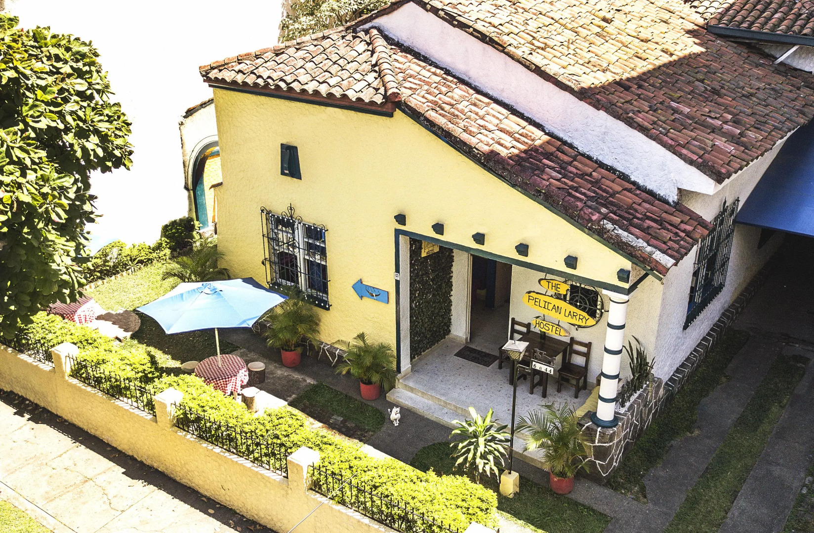 The Pelican Larry Hostel