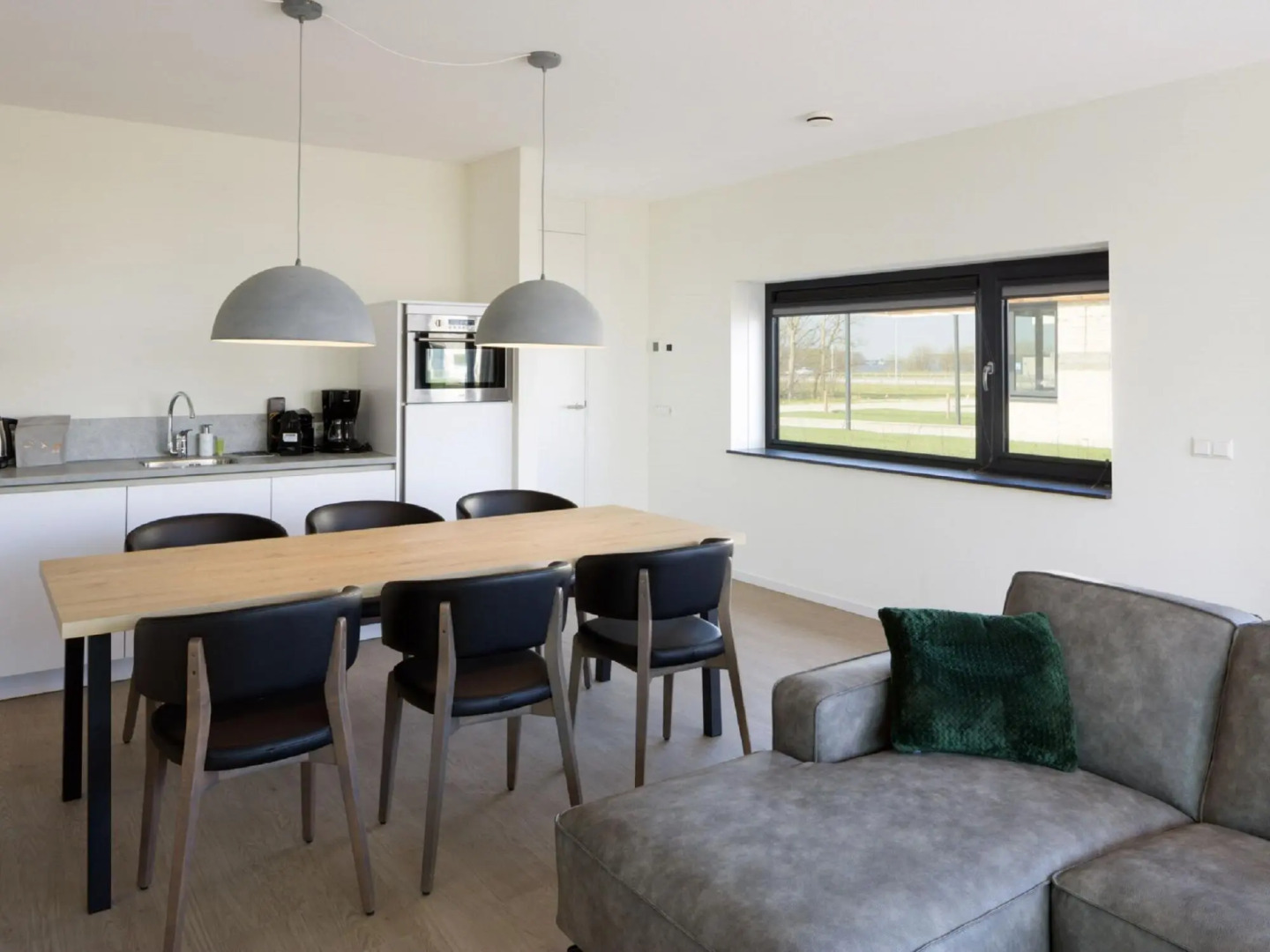 Luxury villa with jetty, at the Veerse Meer