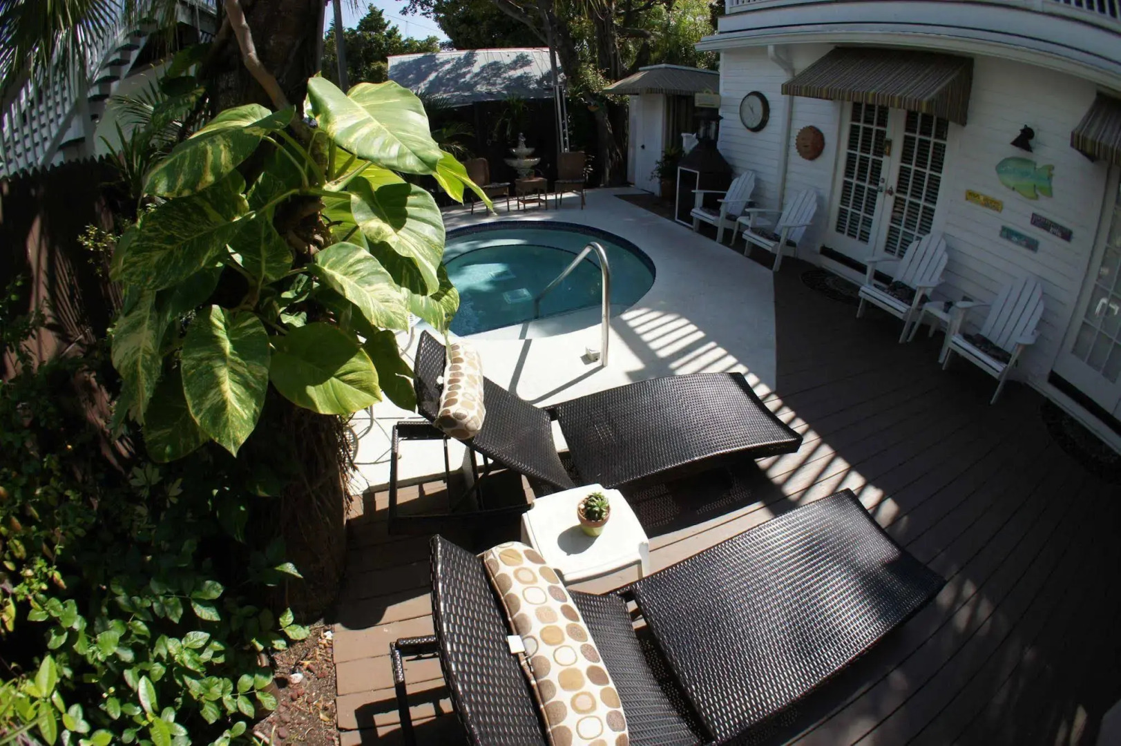 Seascape Tropical Inn - Adult Exclusive