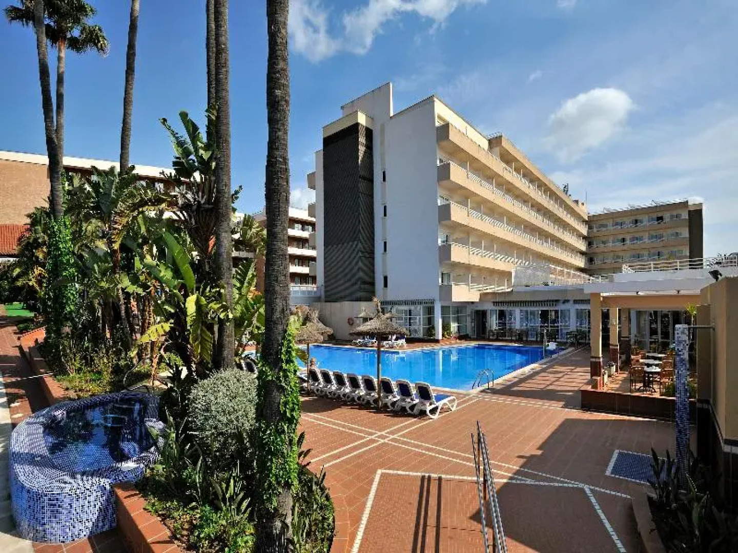 Globales SuneoClub Pionero Santa Ponsa