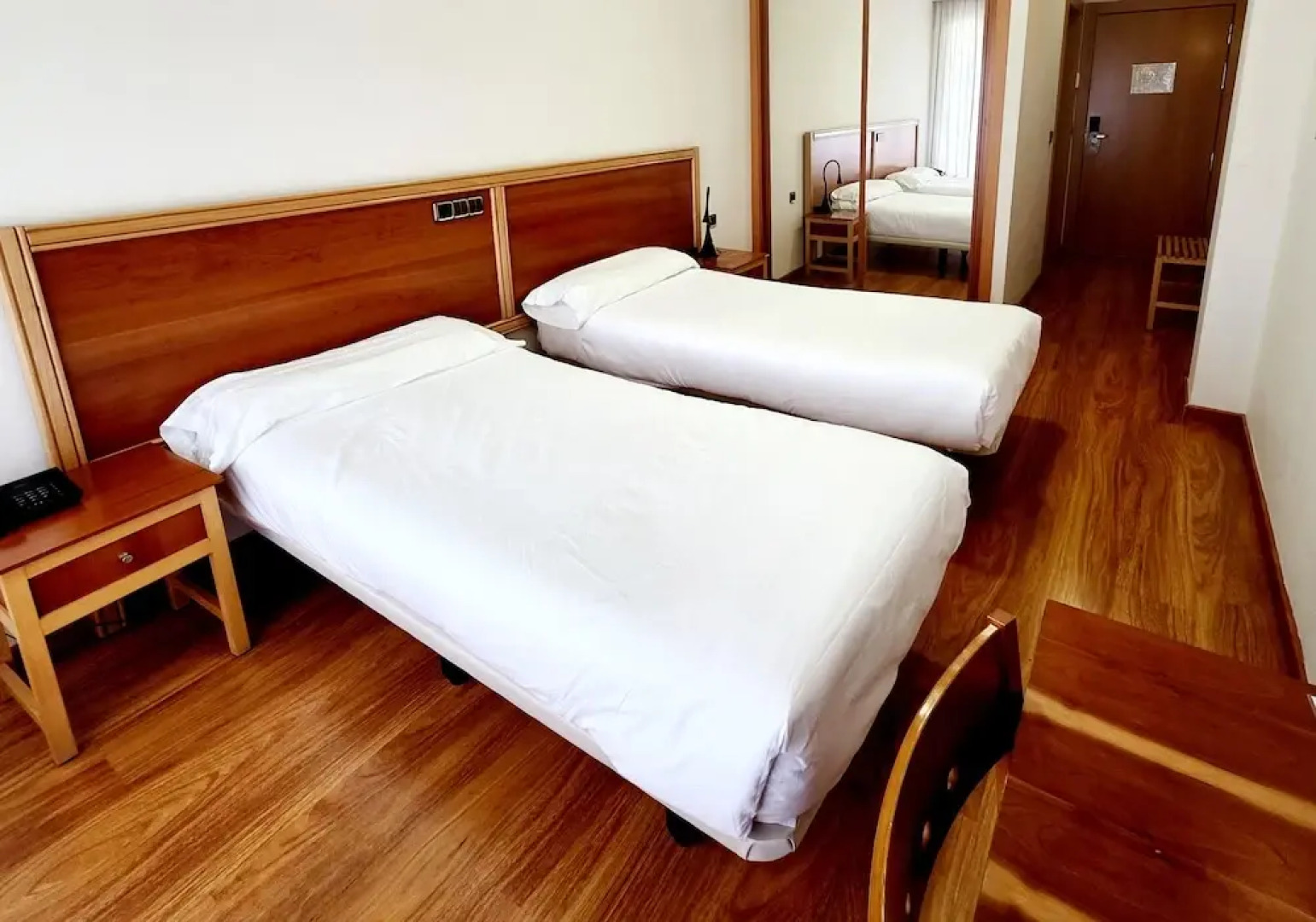 Hotel Los Barruecos by Croma