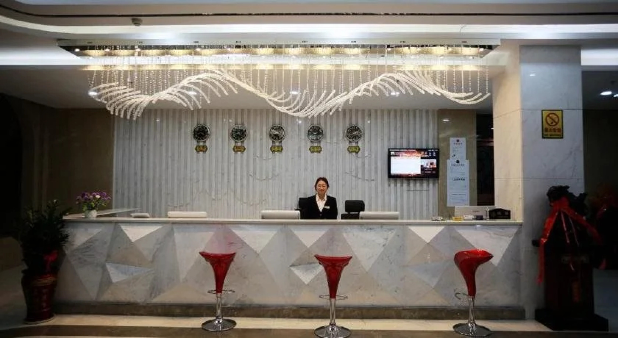 Jiayuguan Jingdu Holiday Hotel