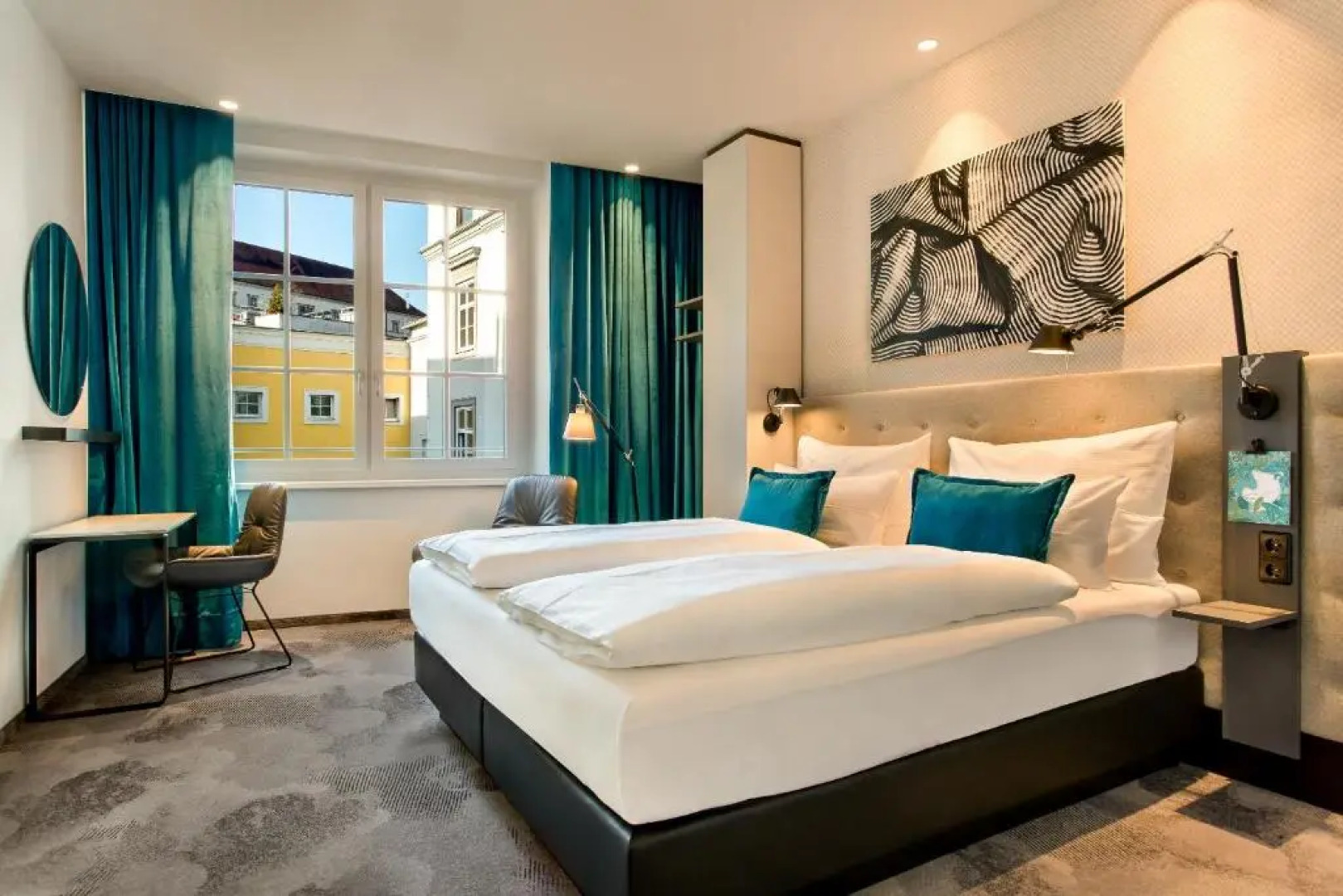 Motel One Linz - Hauptplatz