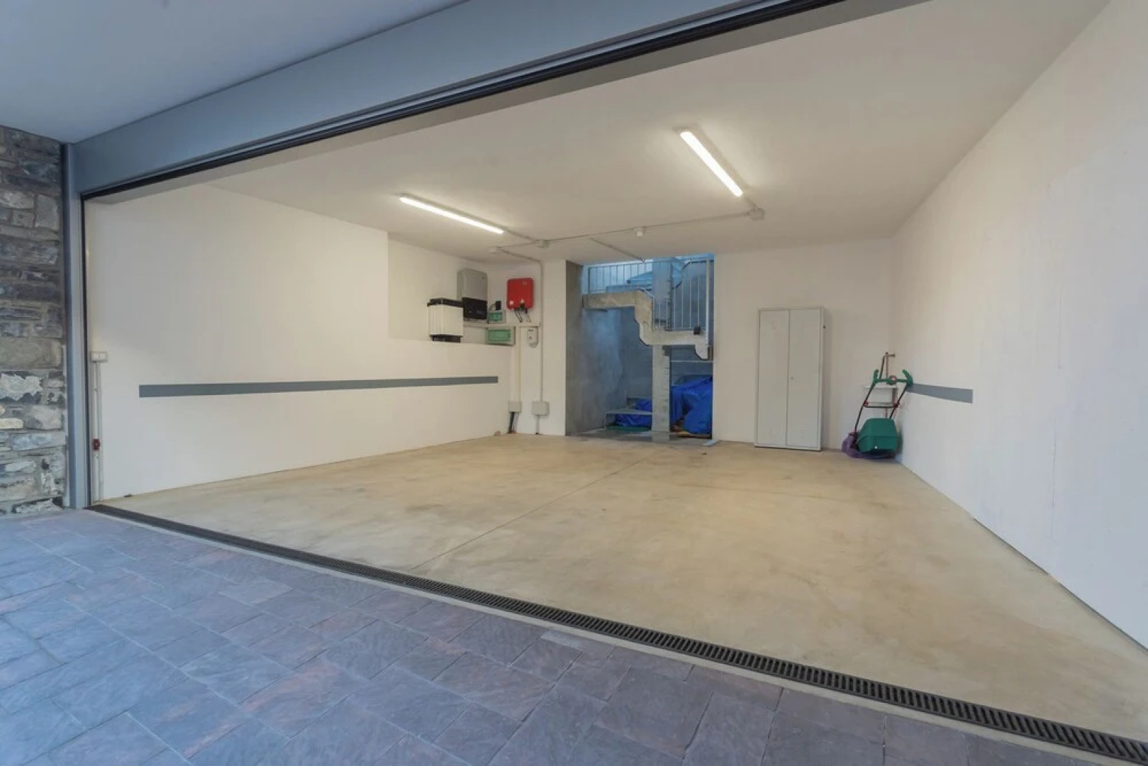 Pozzo Vertical Apartment With Garden and Parking by Rent all Como