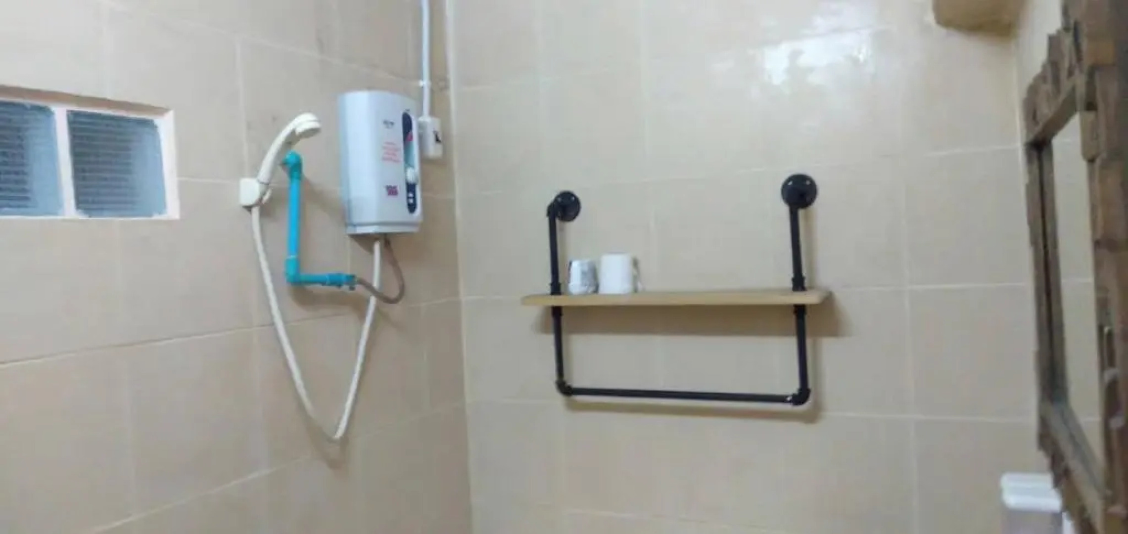 Hot Coffee Guest House and Resort