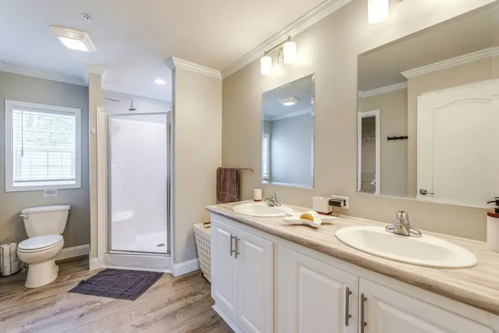 1 Mi to Outlets Ocean City: Home w/ Large Yard!