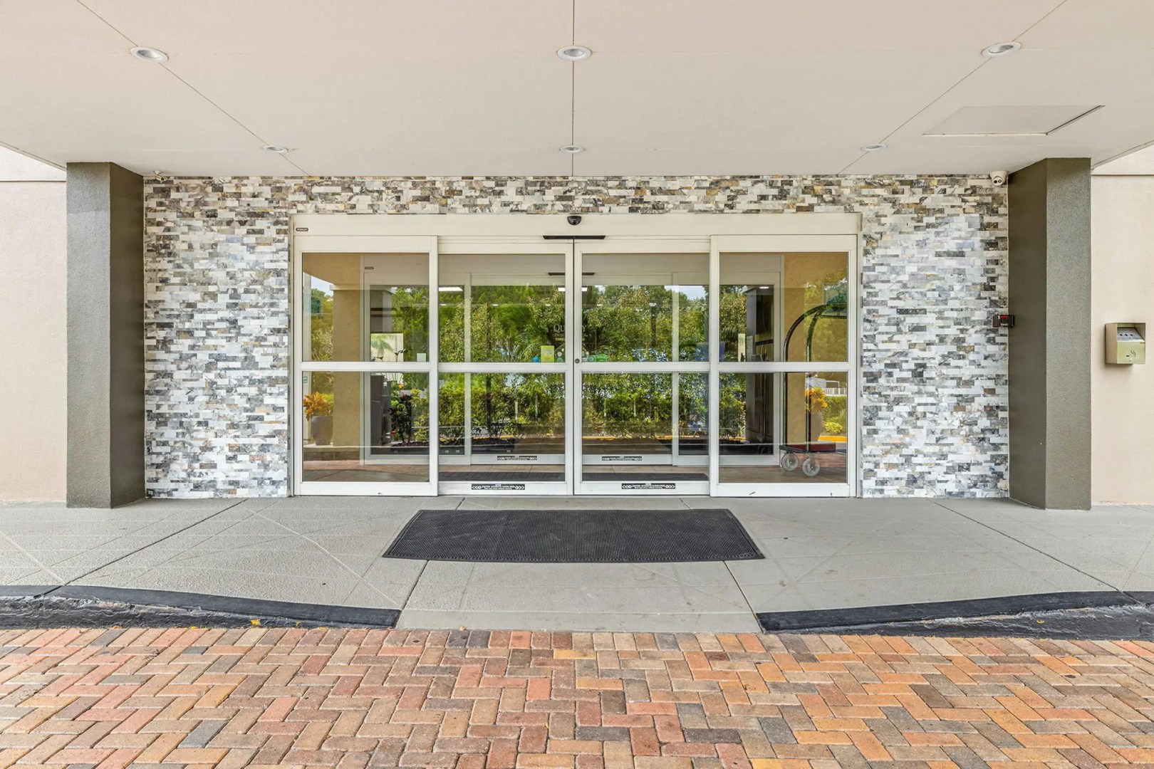 Quality Inn & Suites Tampa-Ybor City