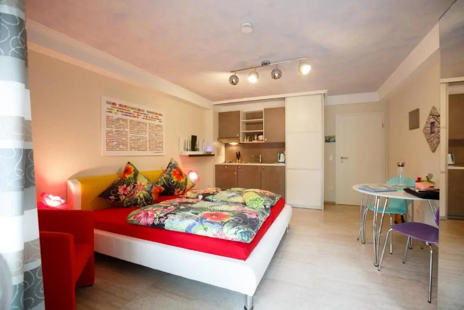 Villa Dragona Dufti-Kuss Gästehaus im Herzen von Rees