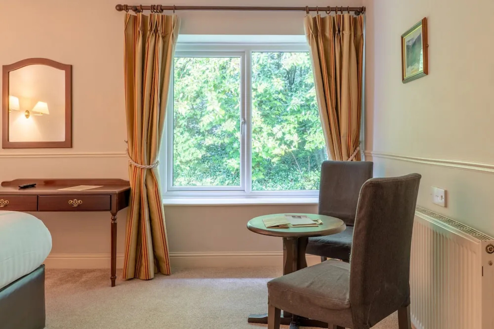 Woodenbridge Hotel & Lodge