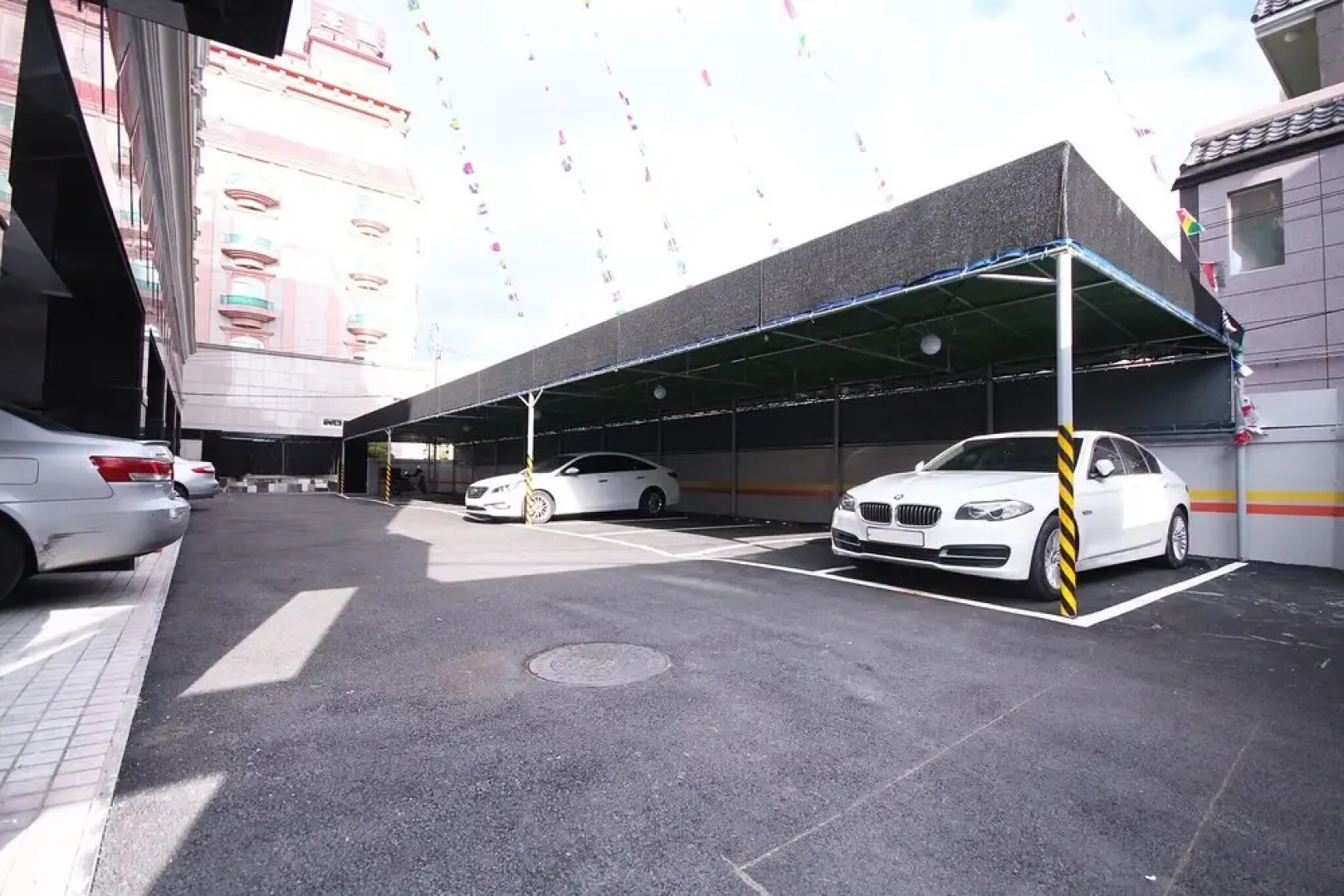 Yangsan Bukbudong Benz