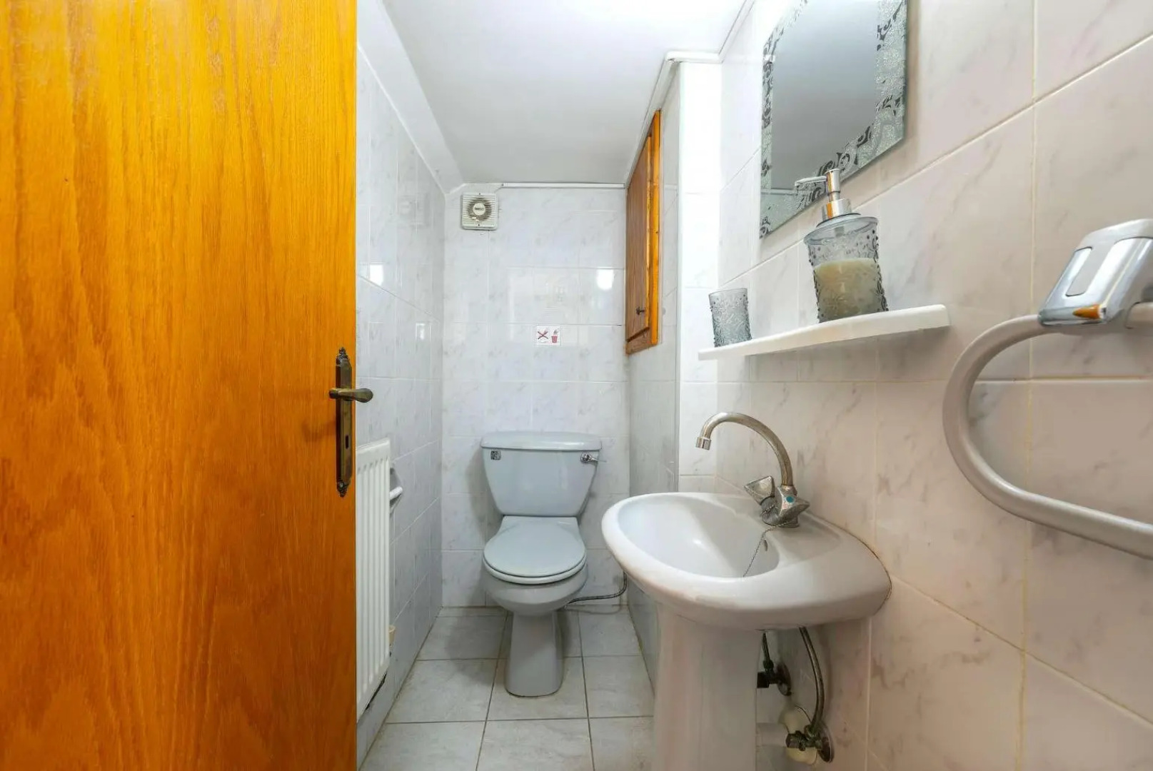 Villa Adonis Large Private Pool Walk to Beach