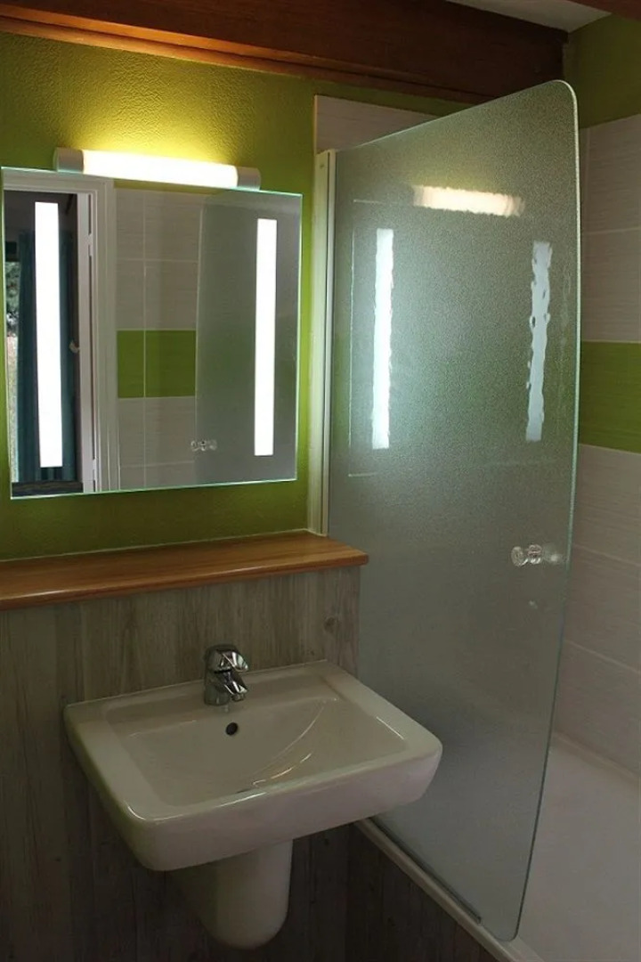 LOGIS Les Dineux Village