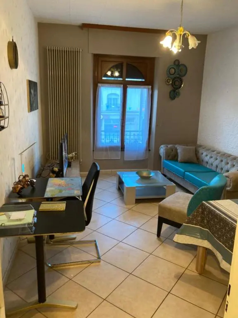 Vaste appartement douillet au cœur de la ville du cristal