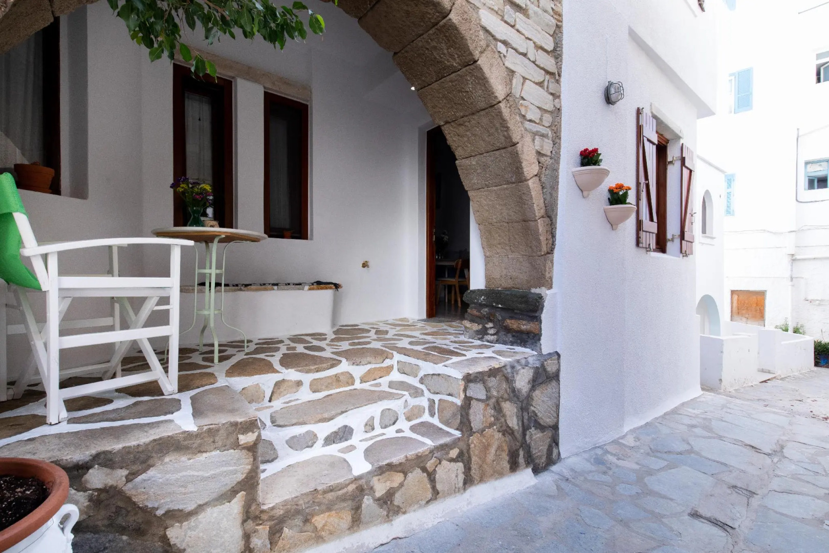 Arco Naxos Luxury Apartments