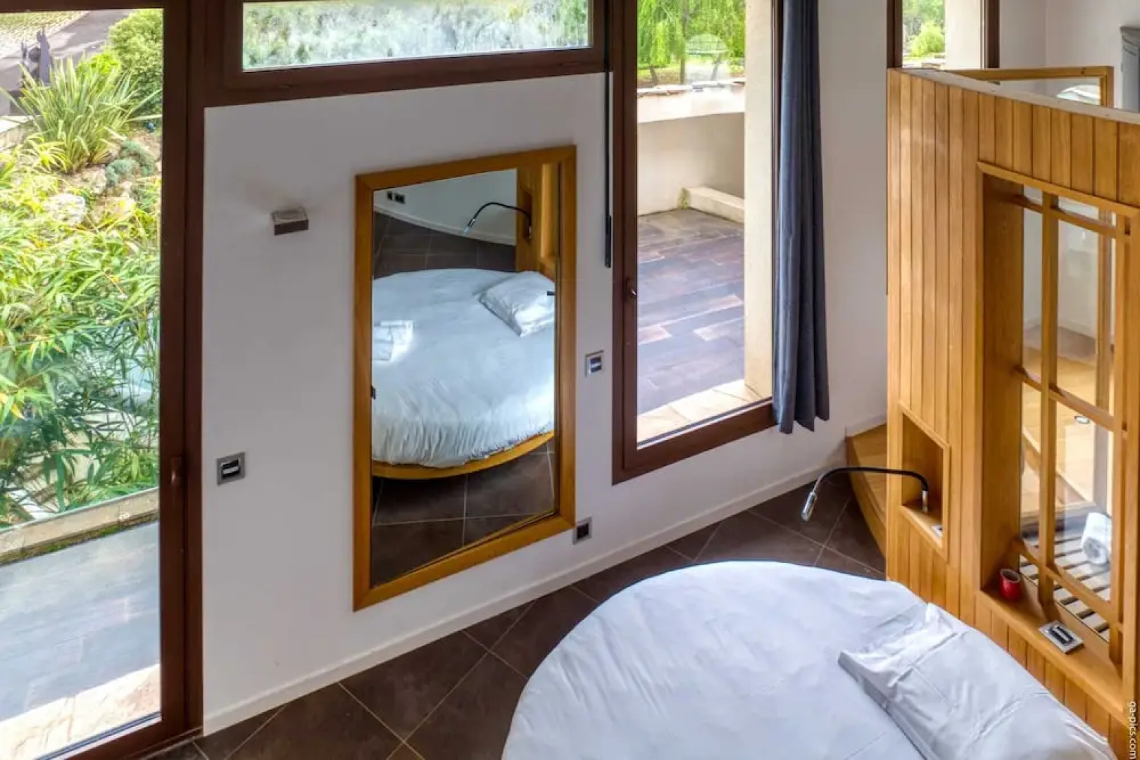 Fantastic Villa With Swimming Pool - 15min TO Mont