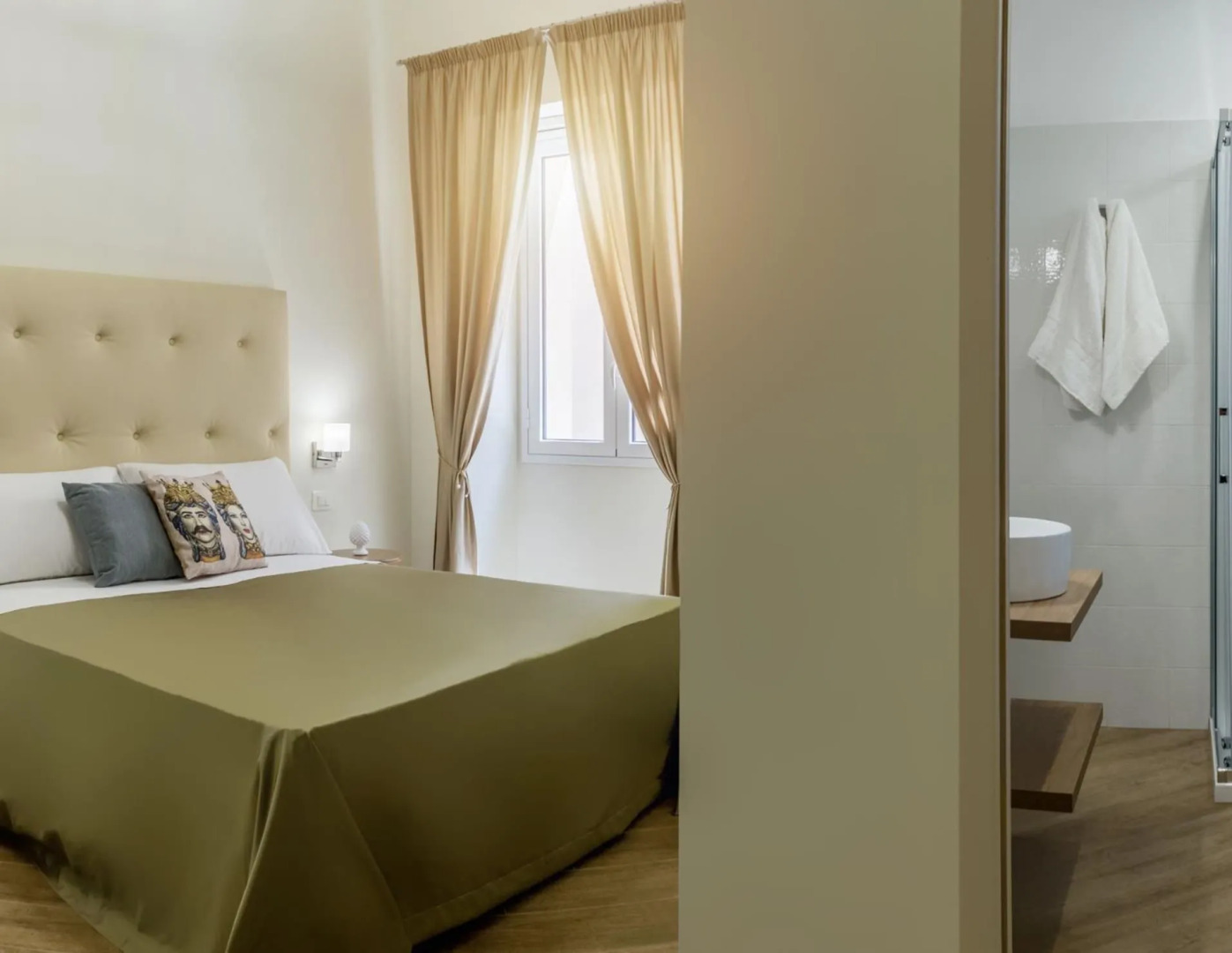 Kéramos Luxury Rooms