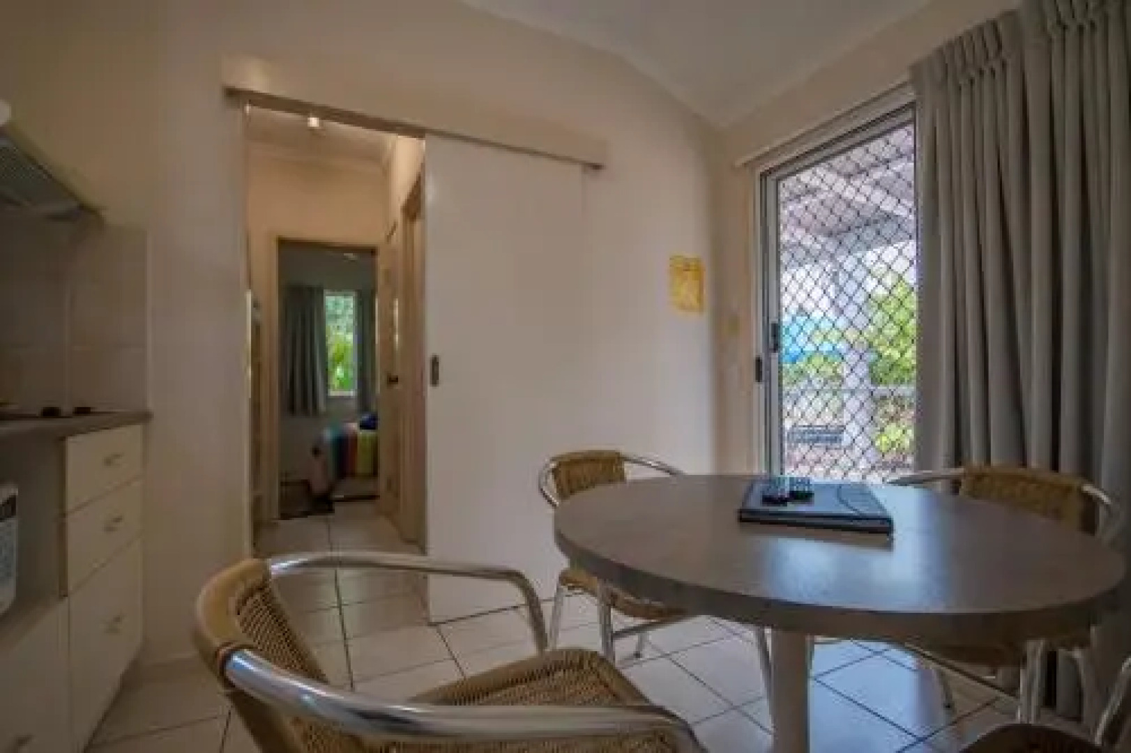 Ash’s Holiday Units