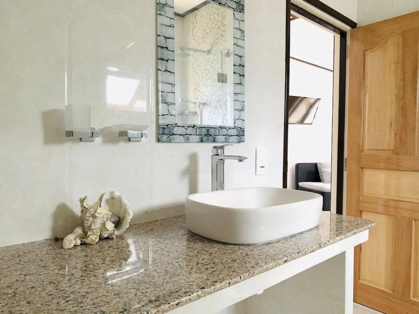 Hyde-Tide Apartments