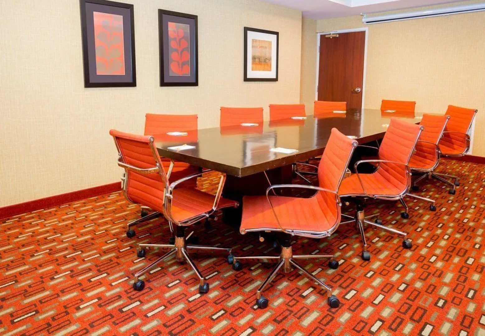 Courtyard Chicago Bloomingdale