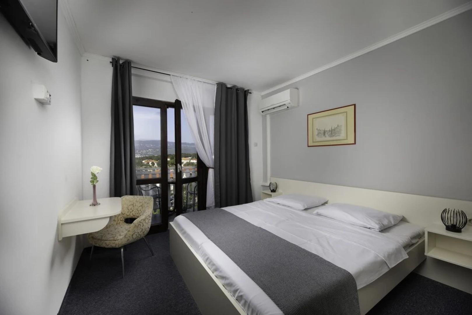 Meliores Rooms & Restaurant