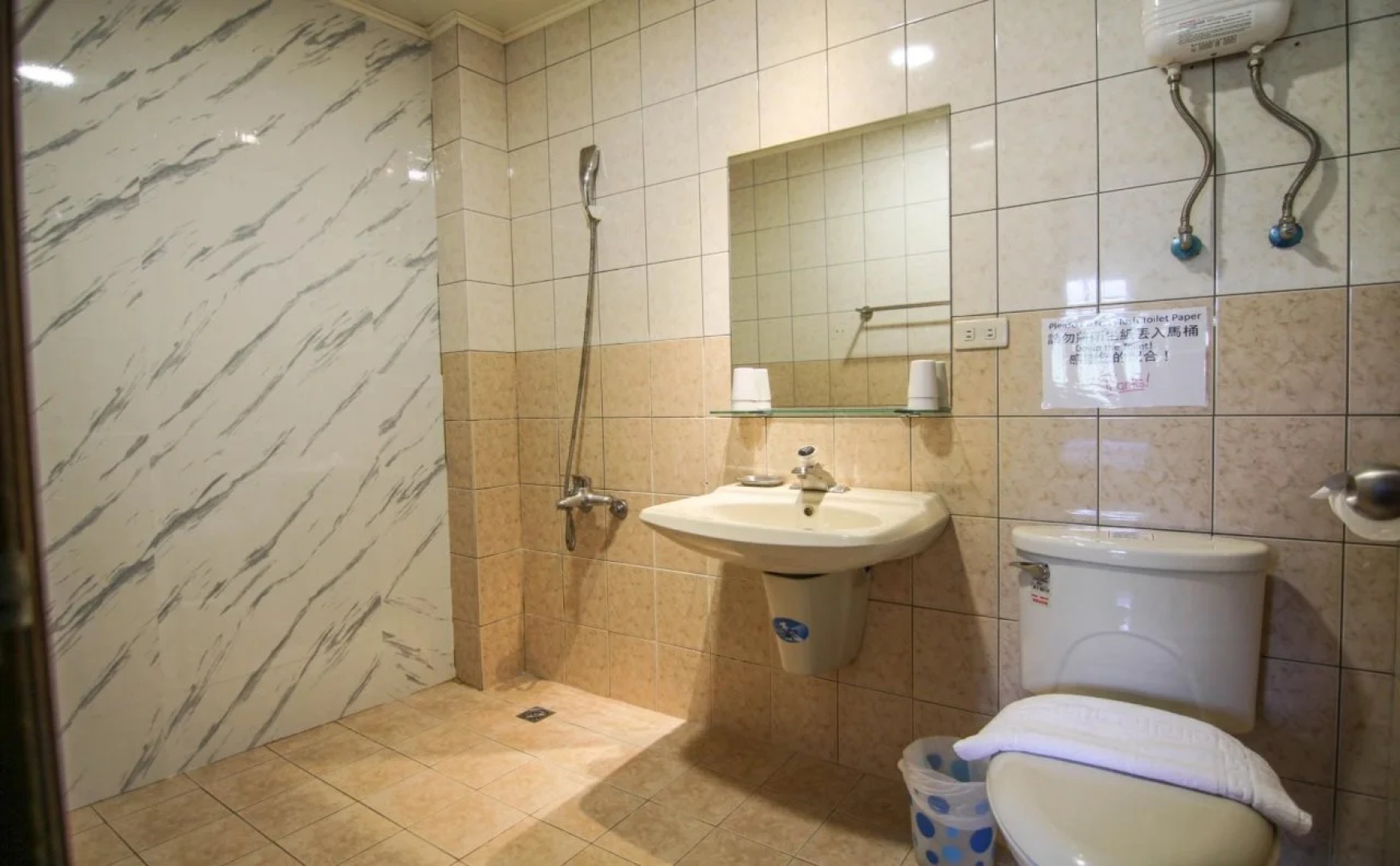 SunMoonLake Loft Inn