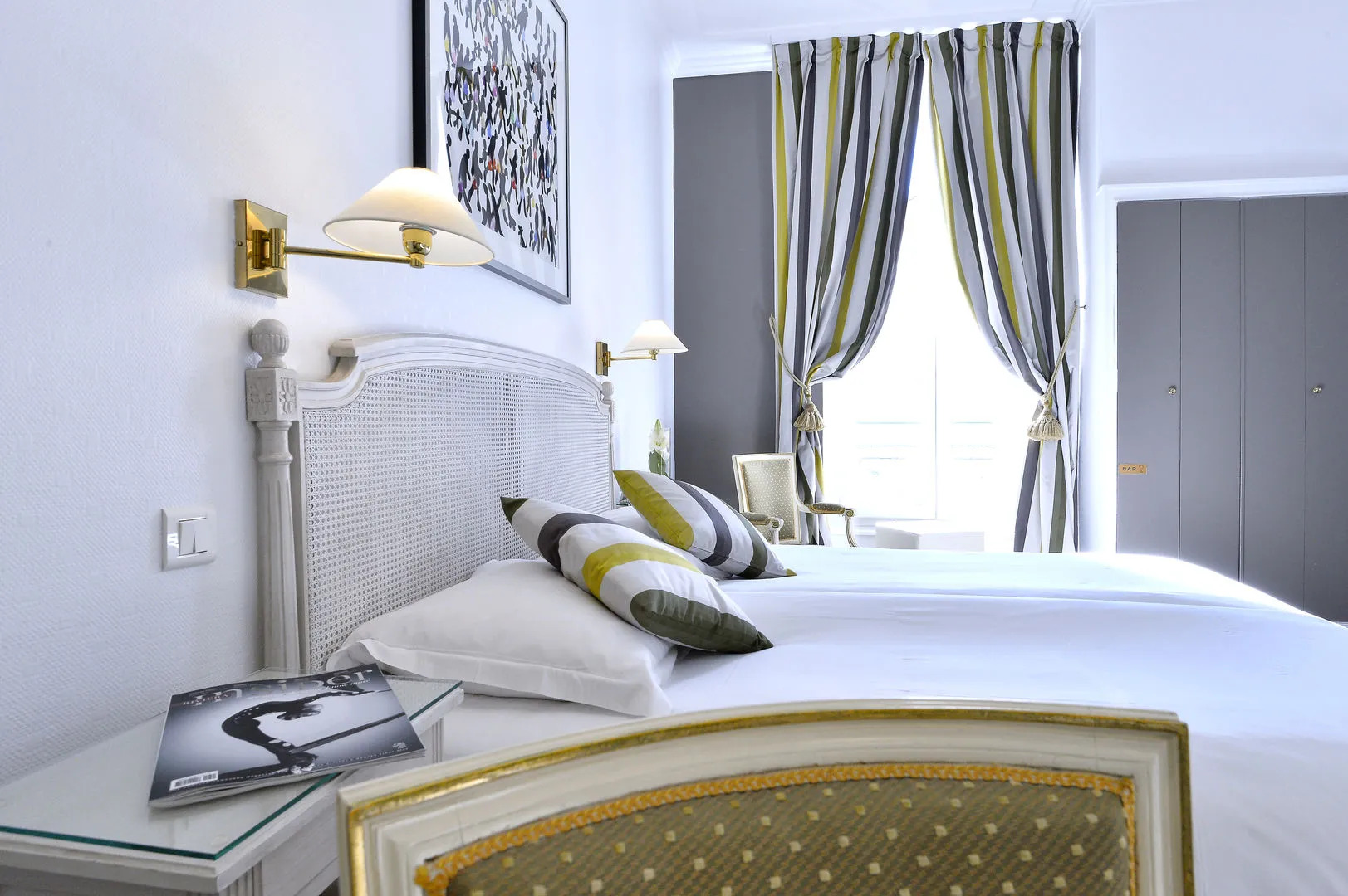 Отель Apollinaire Nice