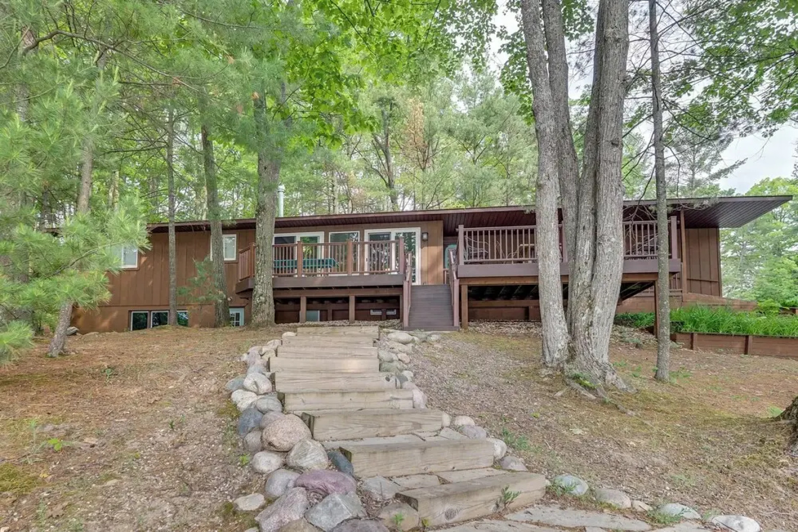 5 Mi to Mt Holiday: Spacious Home w/ Lake Views