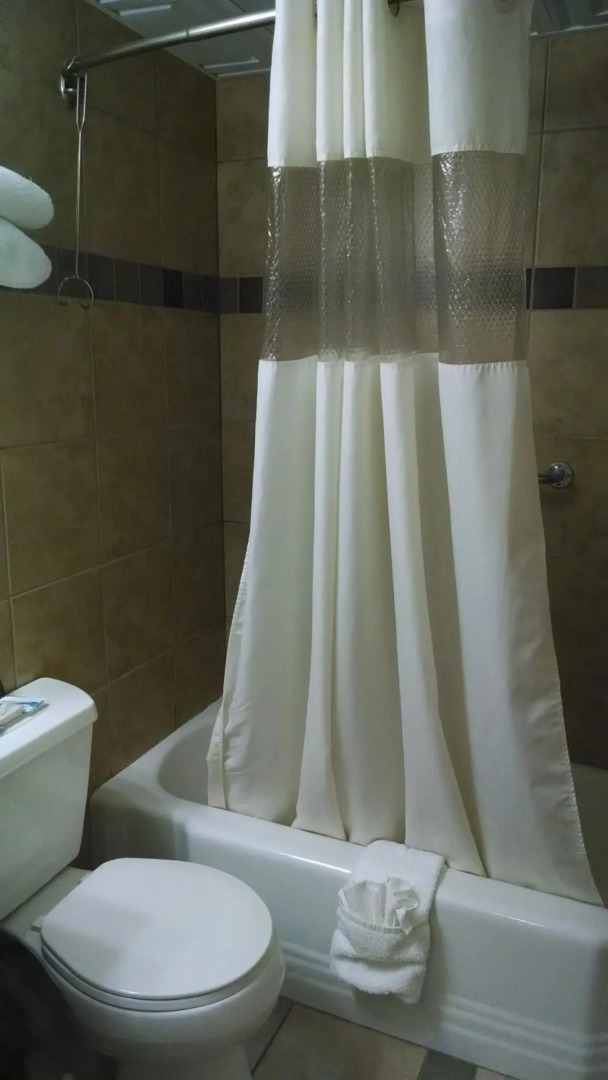 Red Carpet Inn and Suites Ebensburg