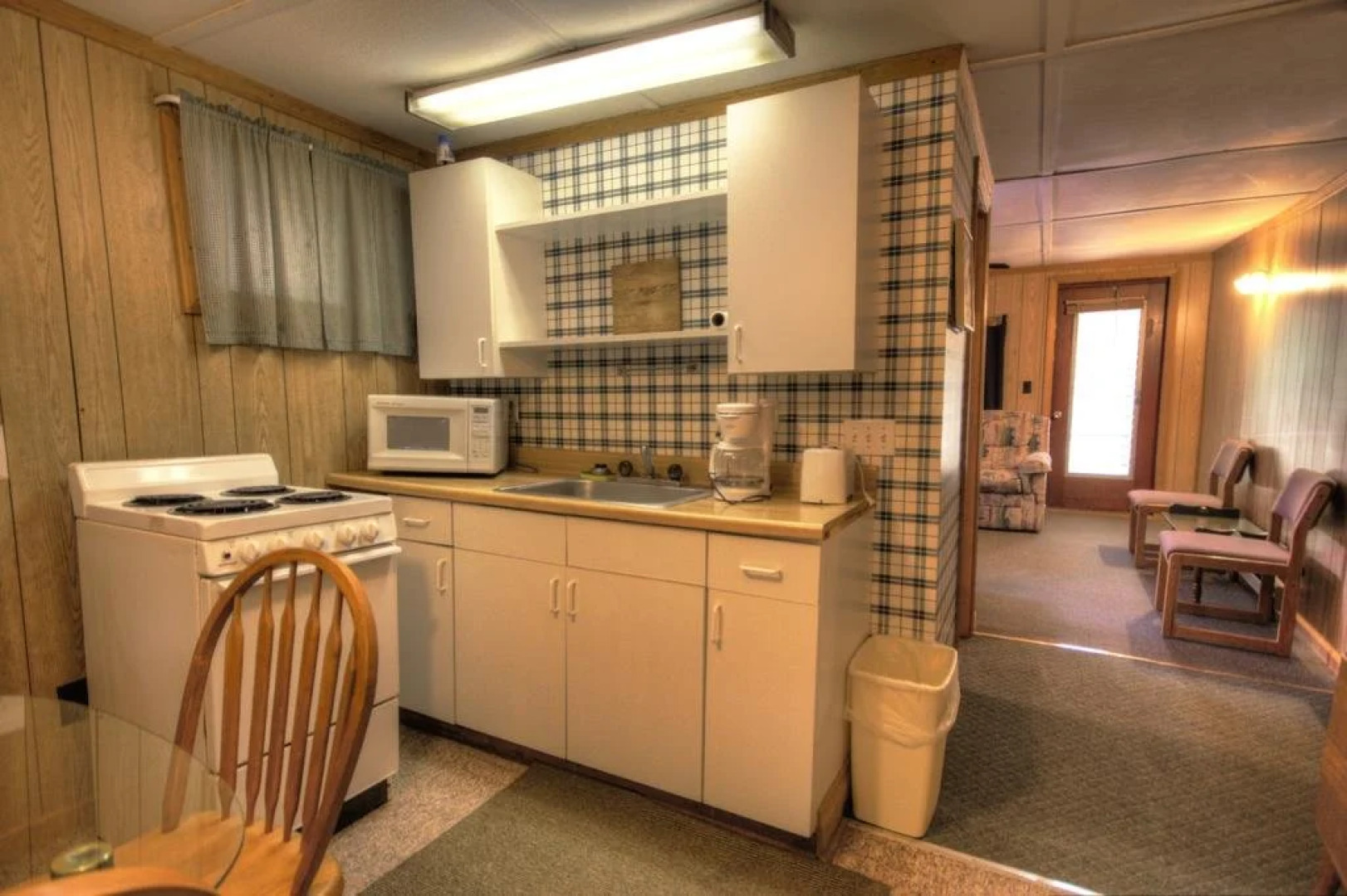 Glenmoore Lakeside Lodge